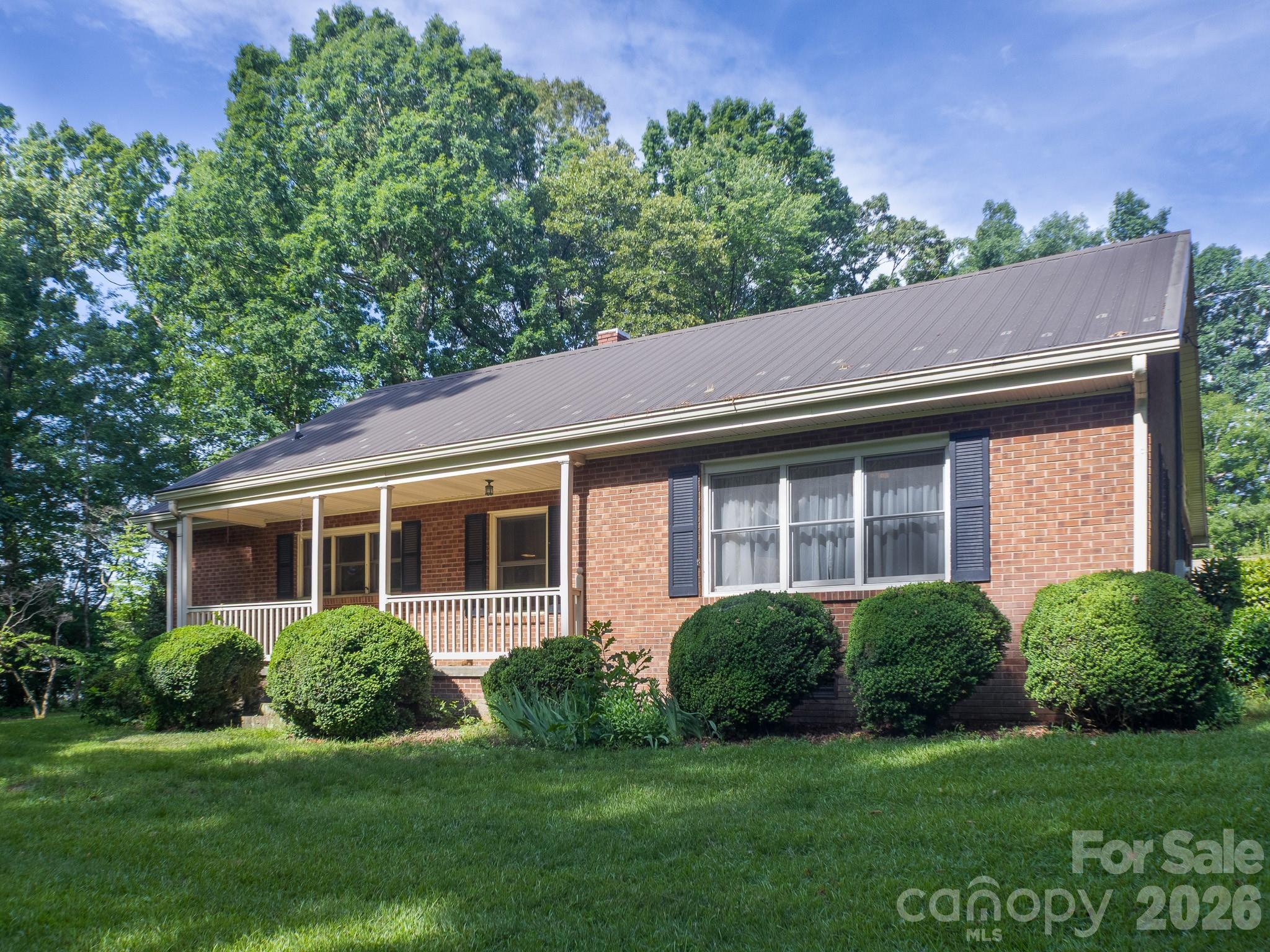 3250 Mount Pleasant Road S — Concord