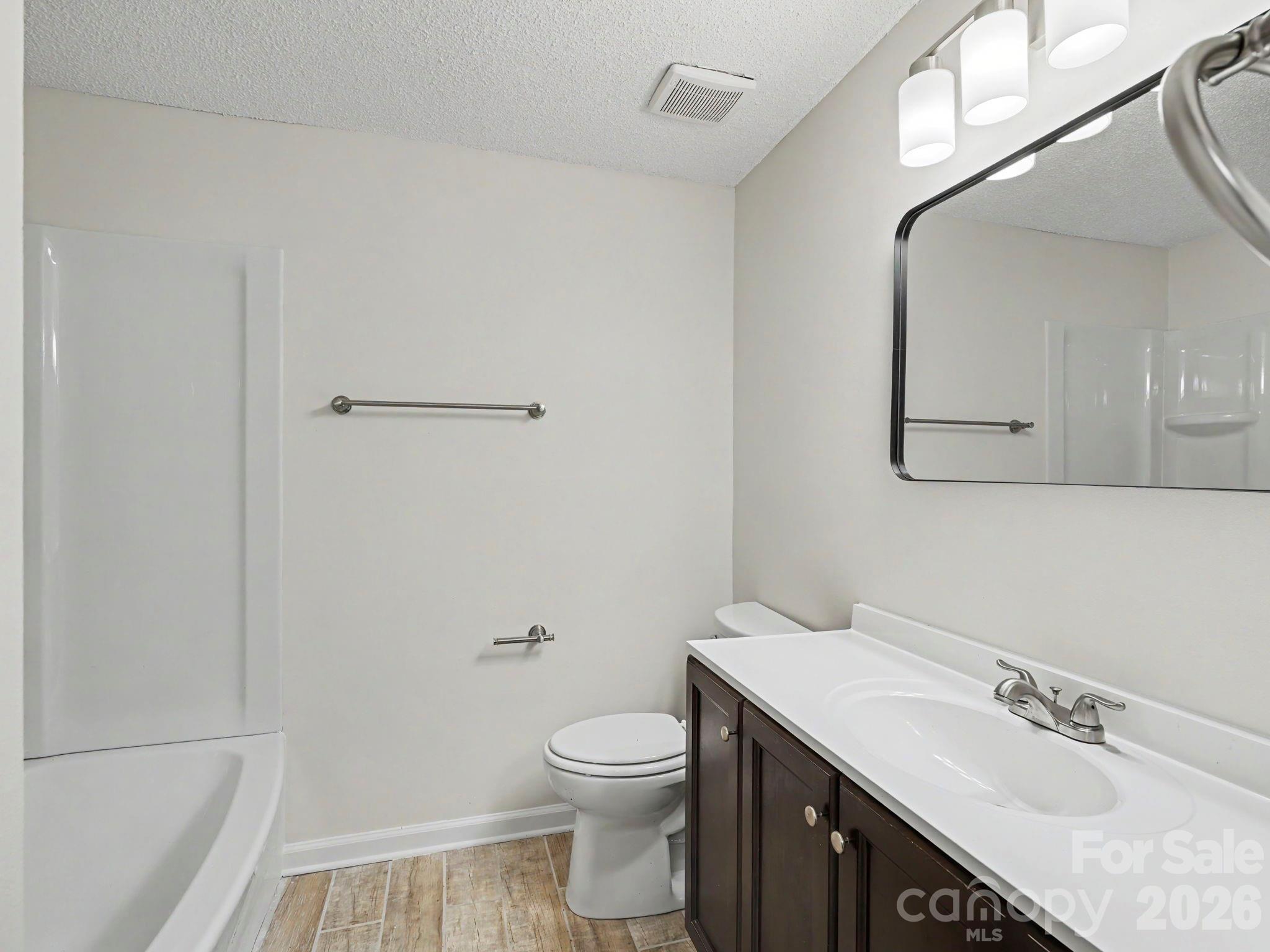 9416 Lexington Circle — Charlotte