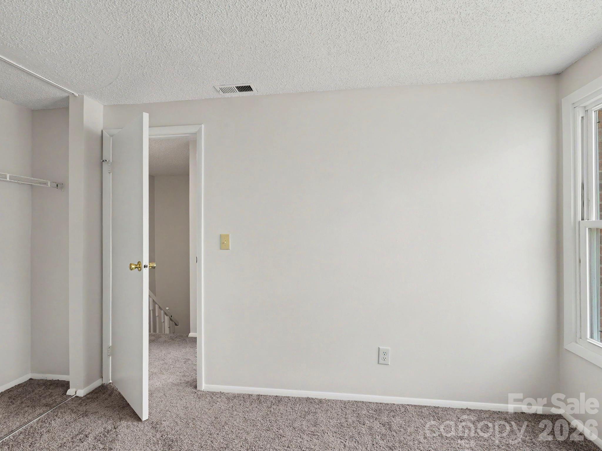 9416 Lexington Circle — Charlotte