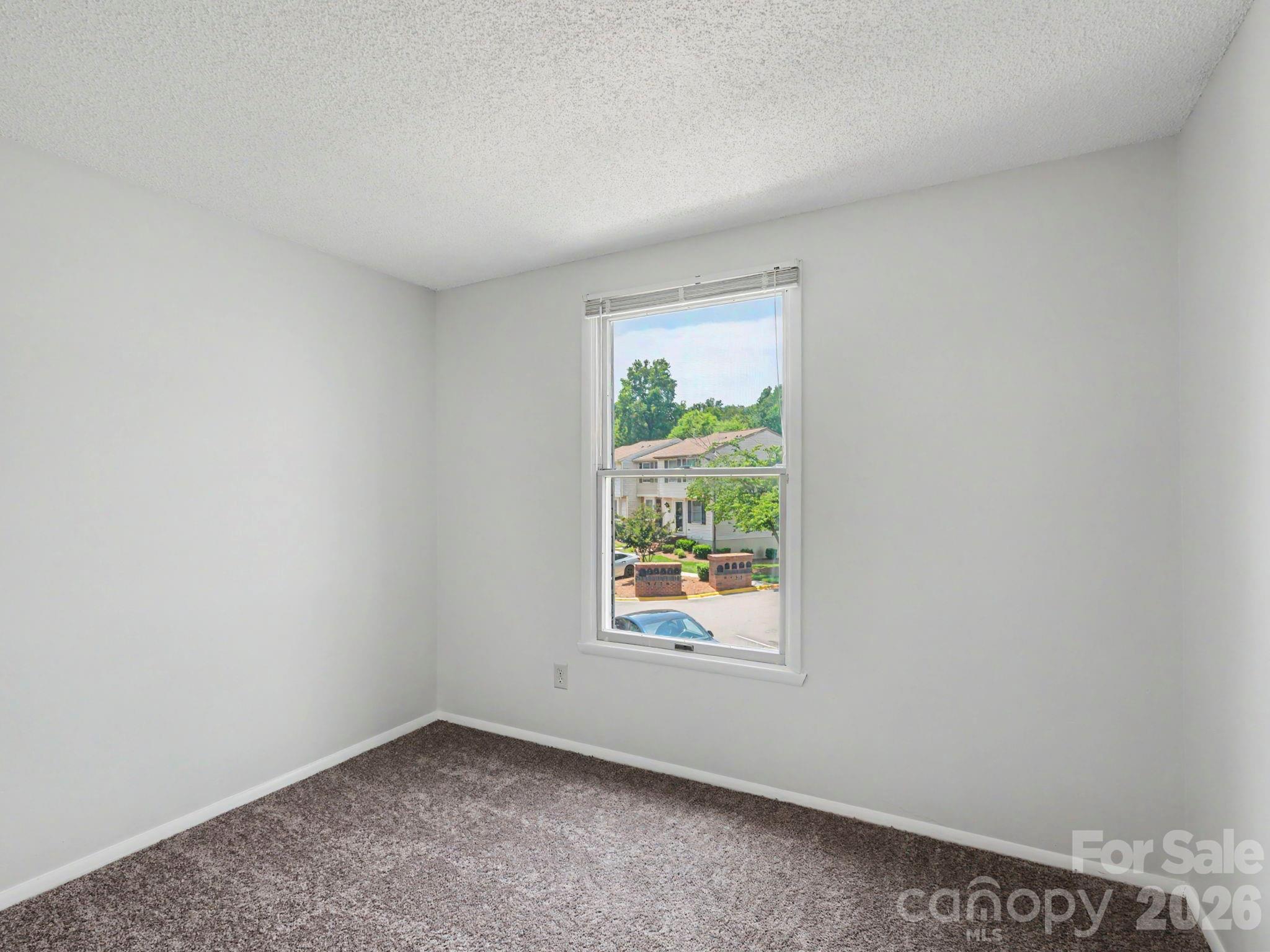 9416 Lexington Circle — Charlotte