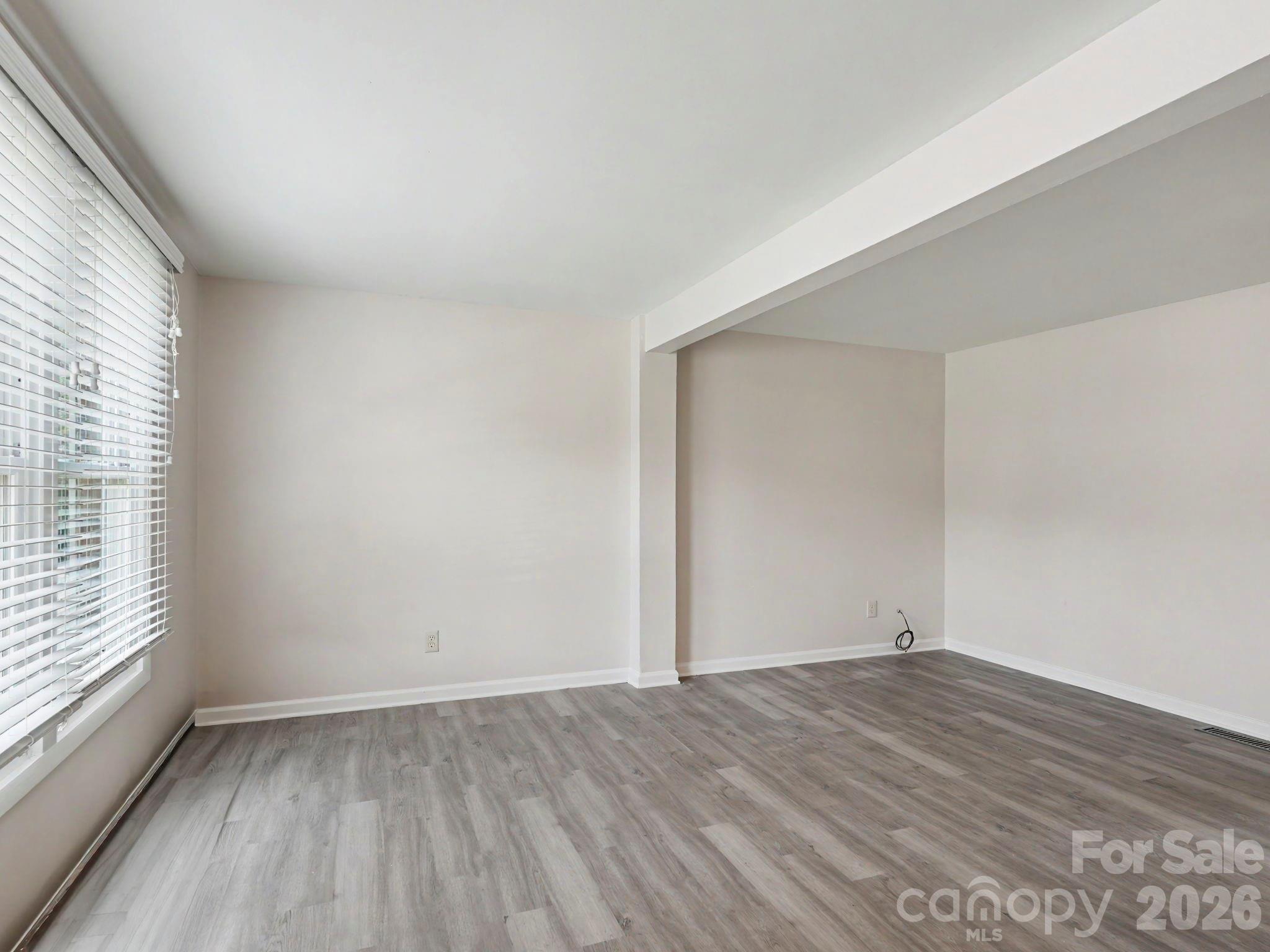 9416 Lexington Circle — Charlotte