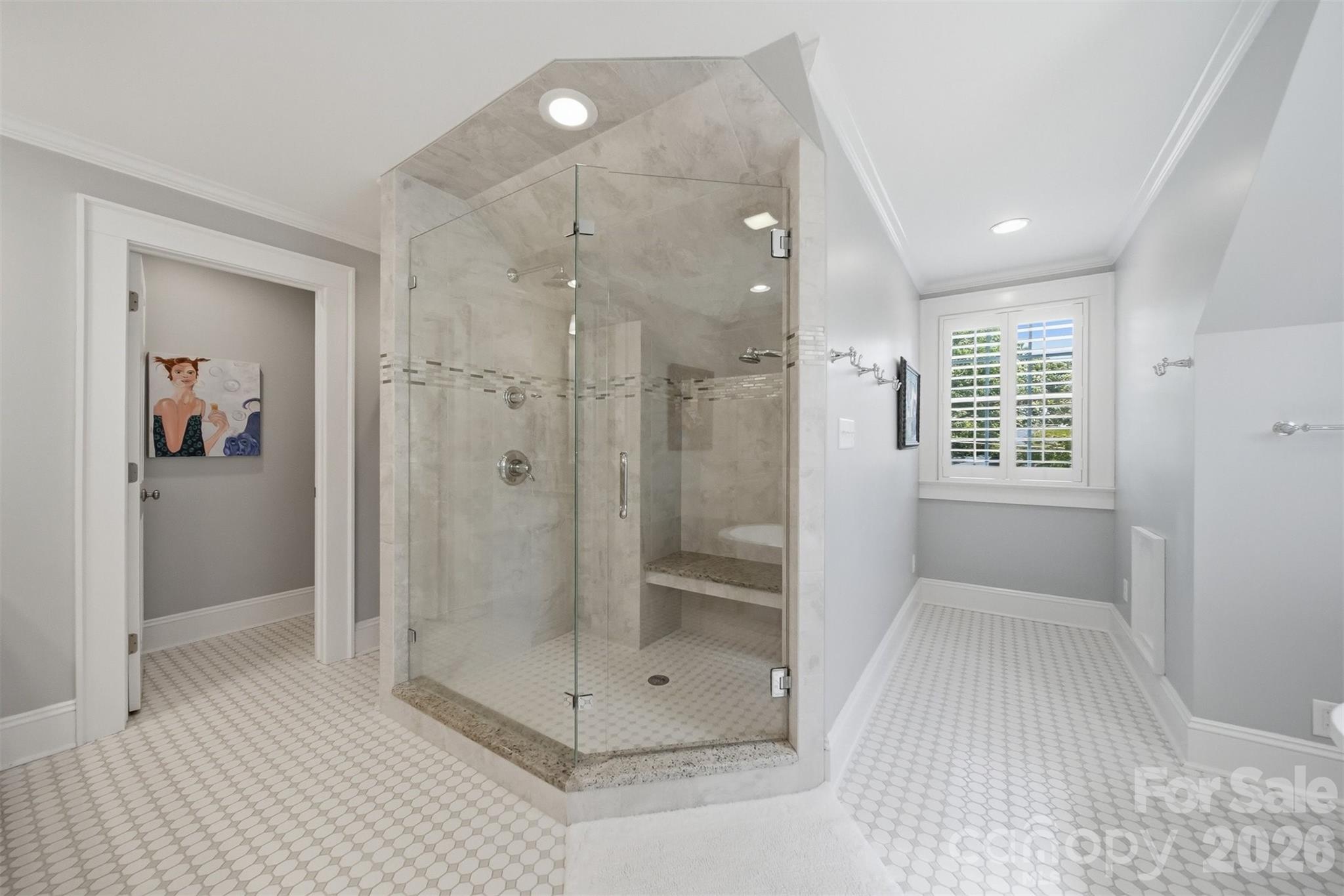 1013 14th Avenue Drive NW — Hickory
