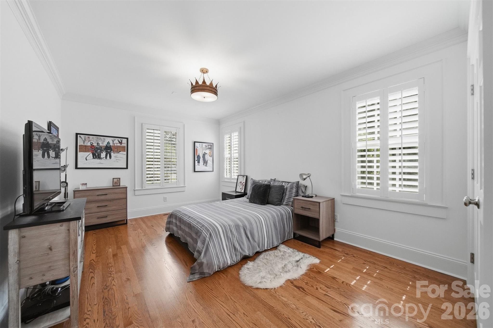 1013 14th Avenue Drive NW — Hickory