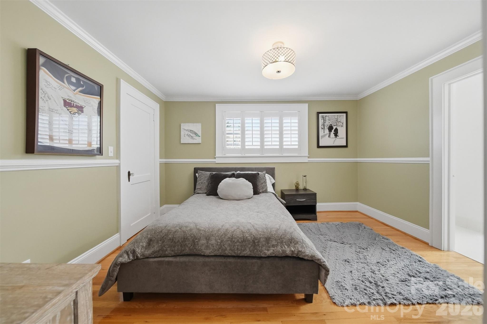 1013 14th Avenue Drive NW — Hickory