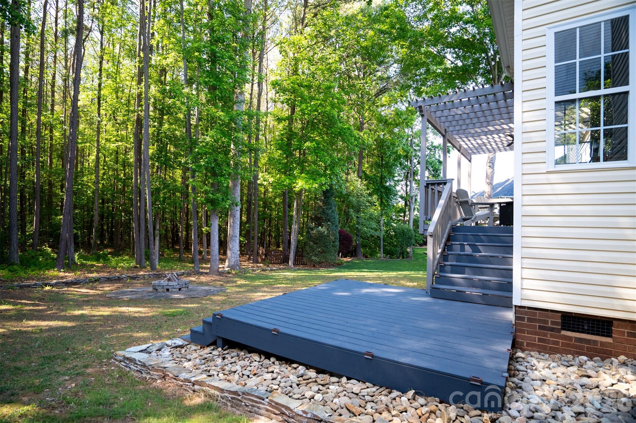 5715 Snapdragon Lane — Huntersville
