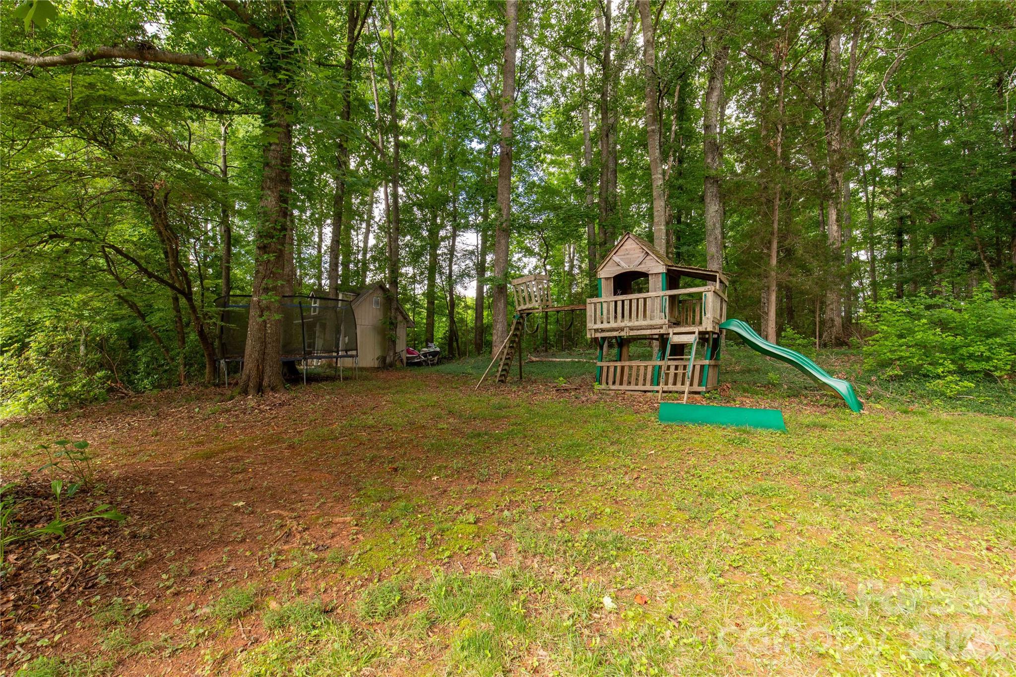 1933 Tara Trail — Lancaster