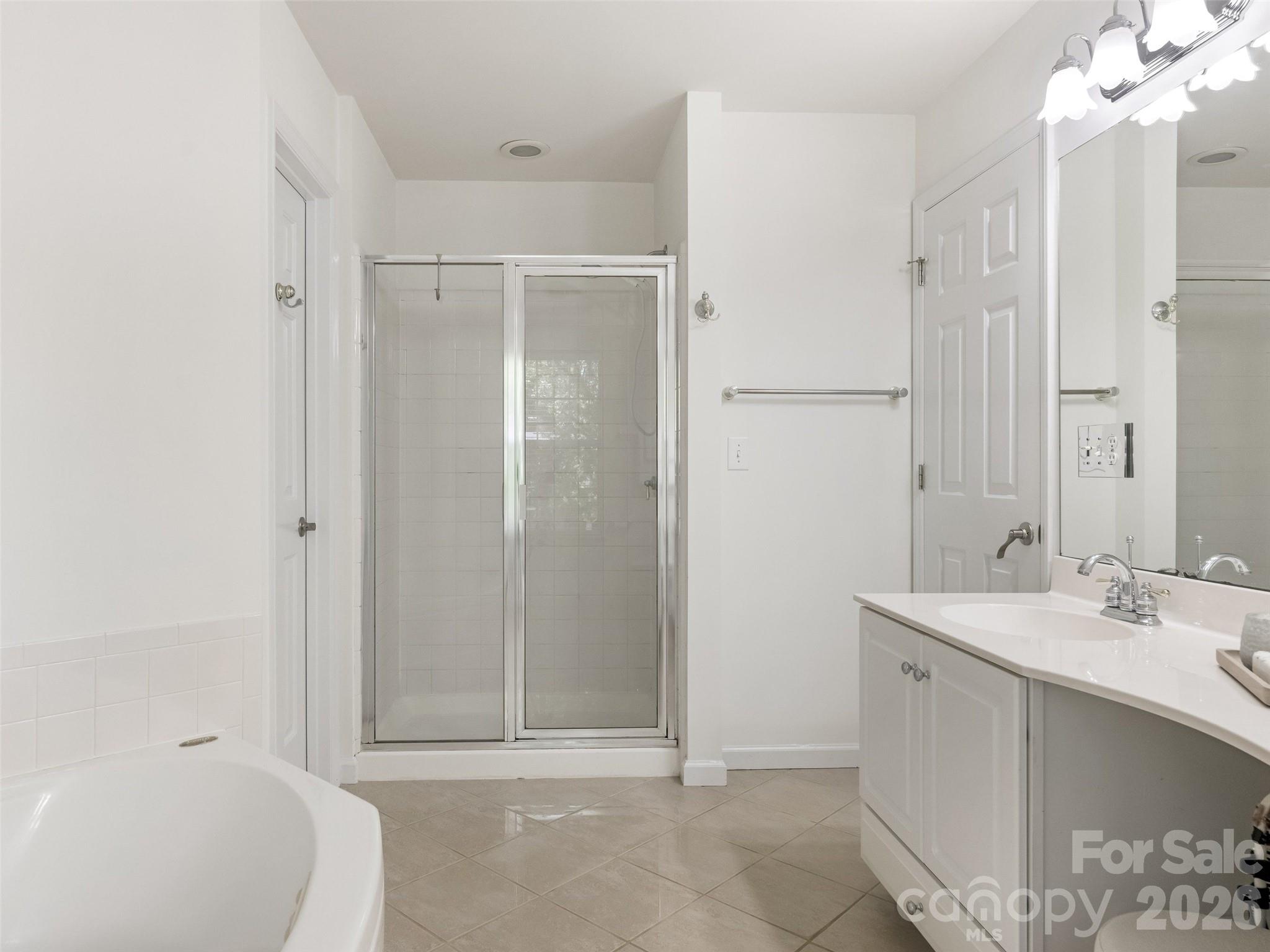 6534 Summertree Lane — Charlotte