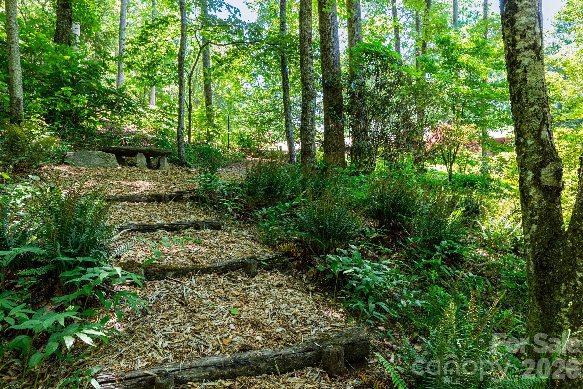 29 Gardner Lane — Asheville