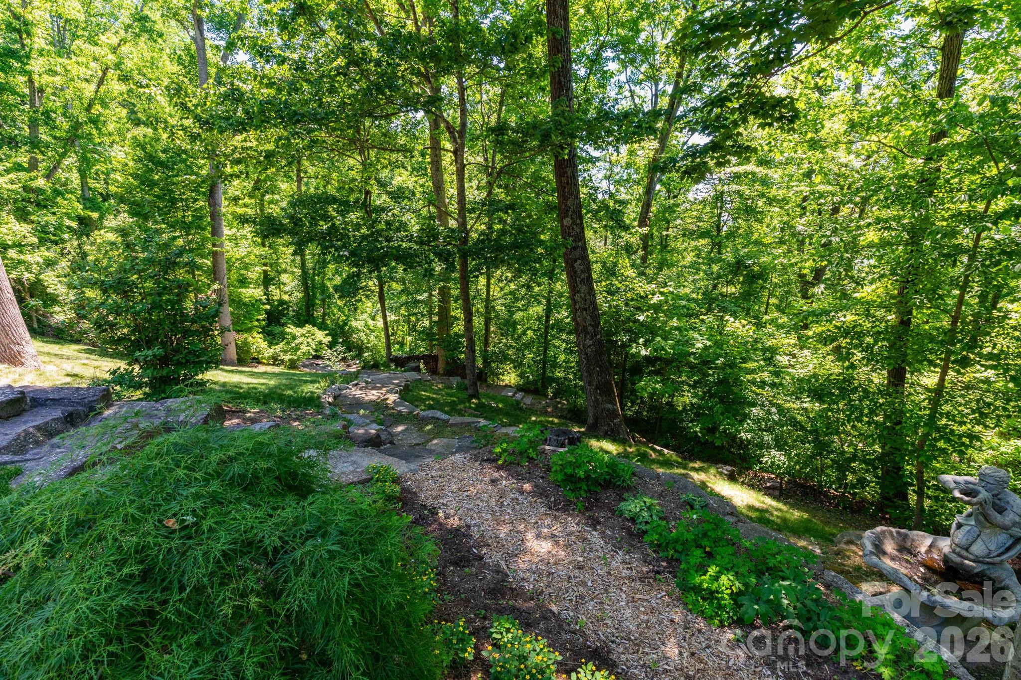 29 Gardner Lane — Asheville