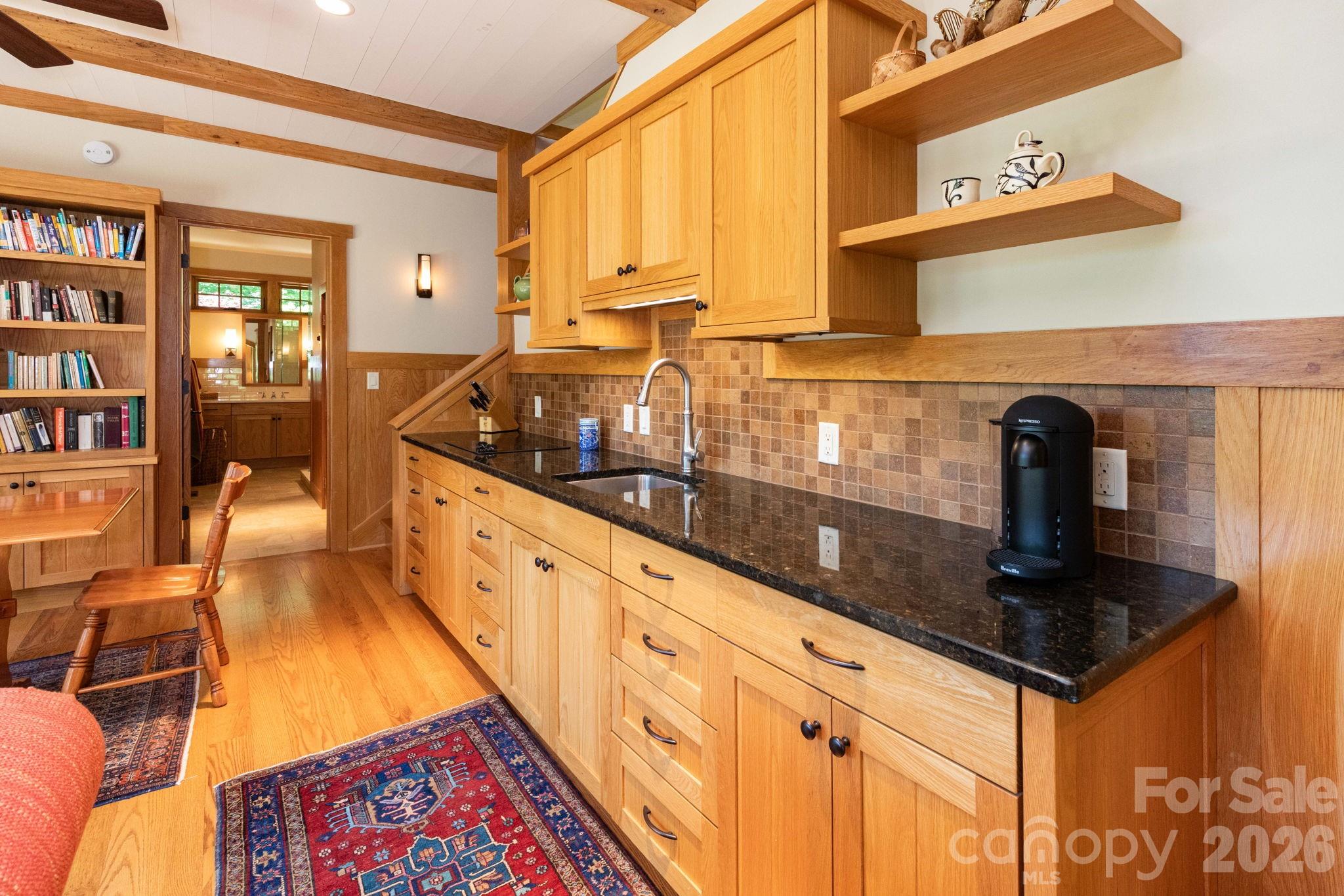 29 Gardner Lane — Asheville