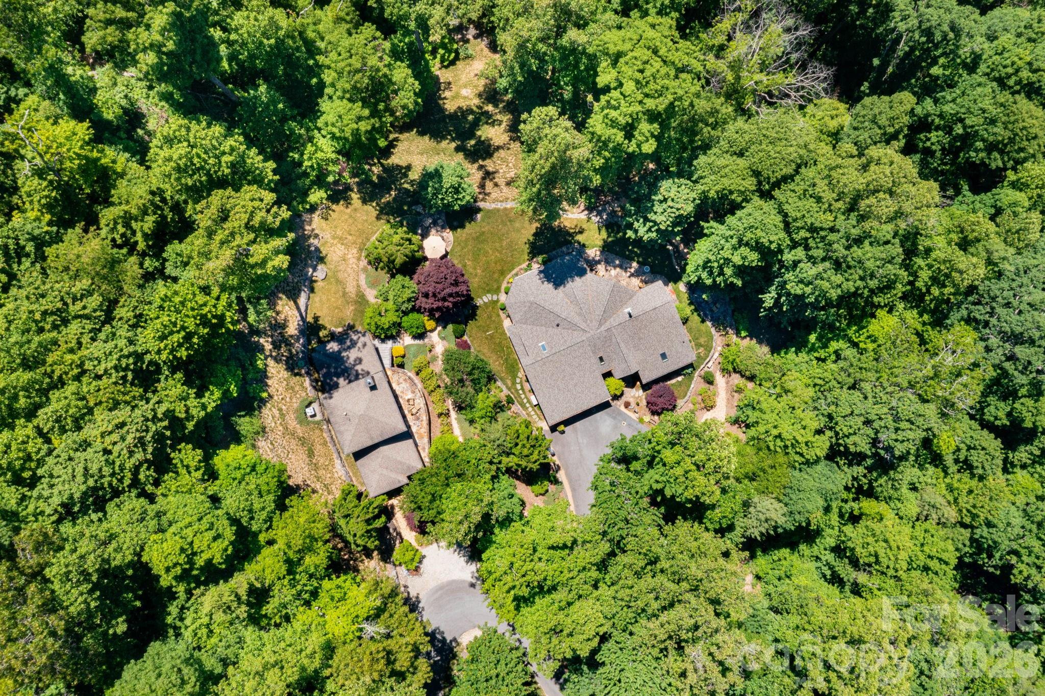 29 Gardner Lane — Asheville