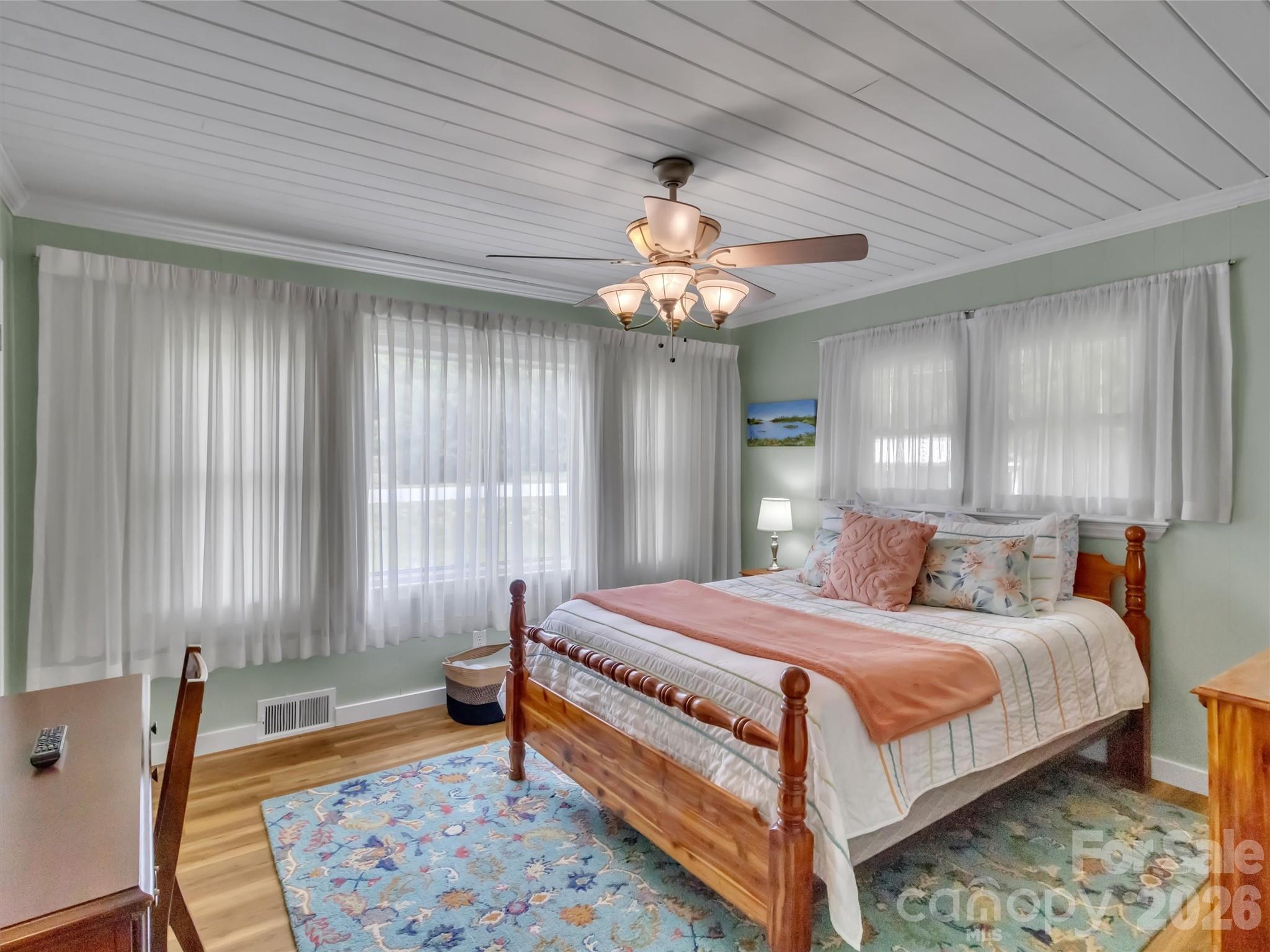 221 Moody Farm Road — Maggie Valley