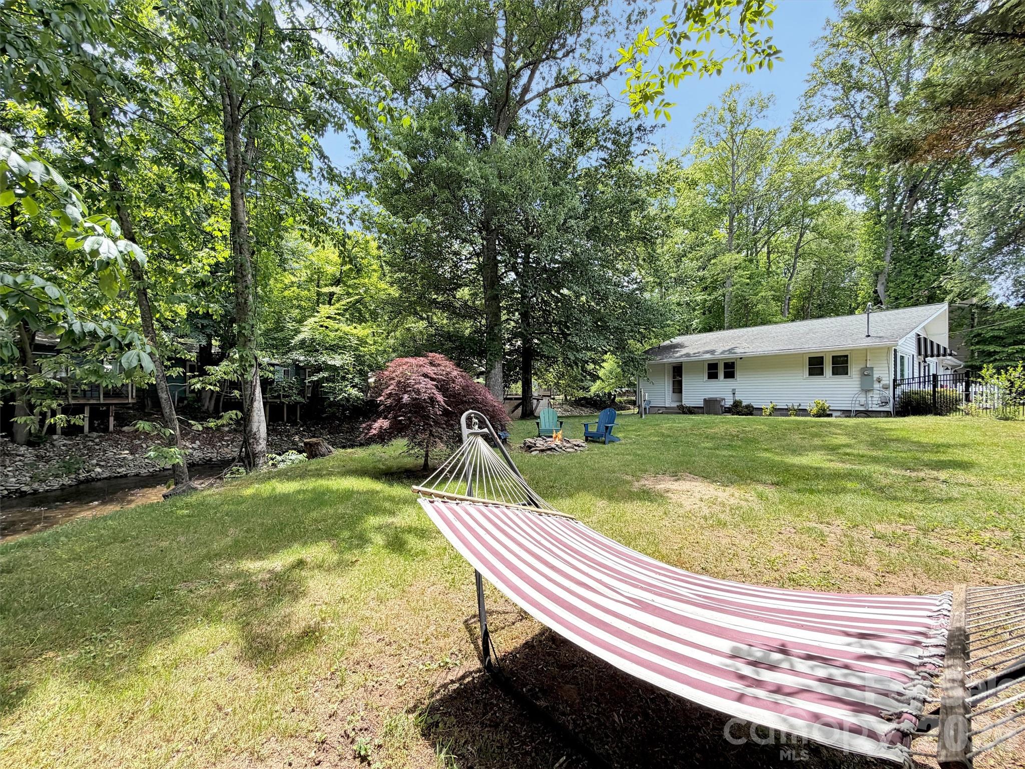221 Moody Farm Road — Maggie Valley