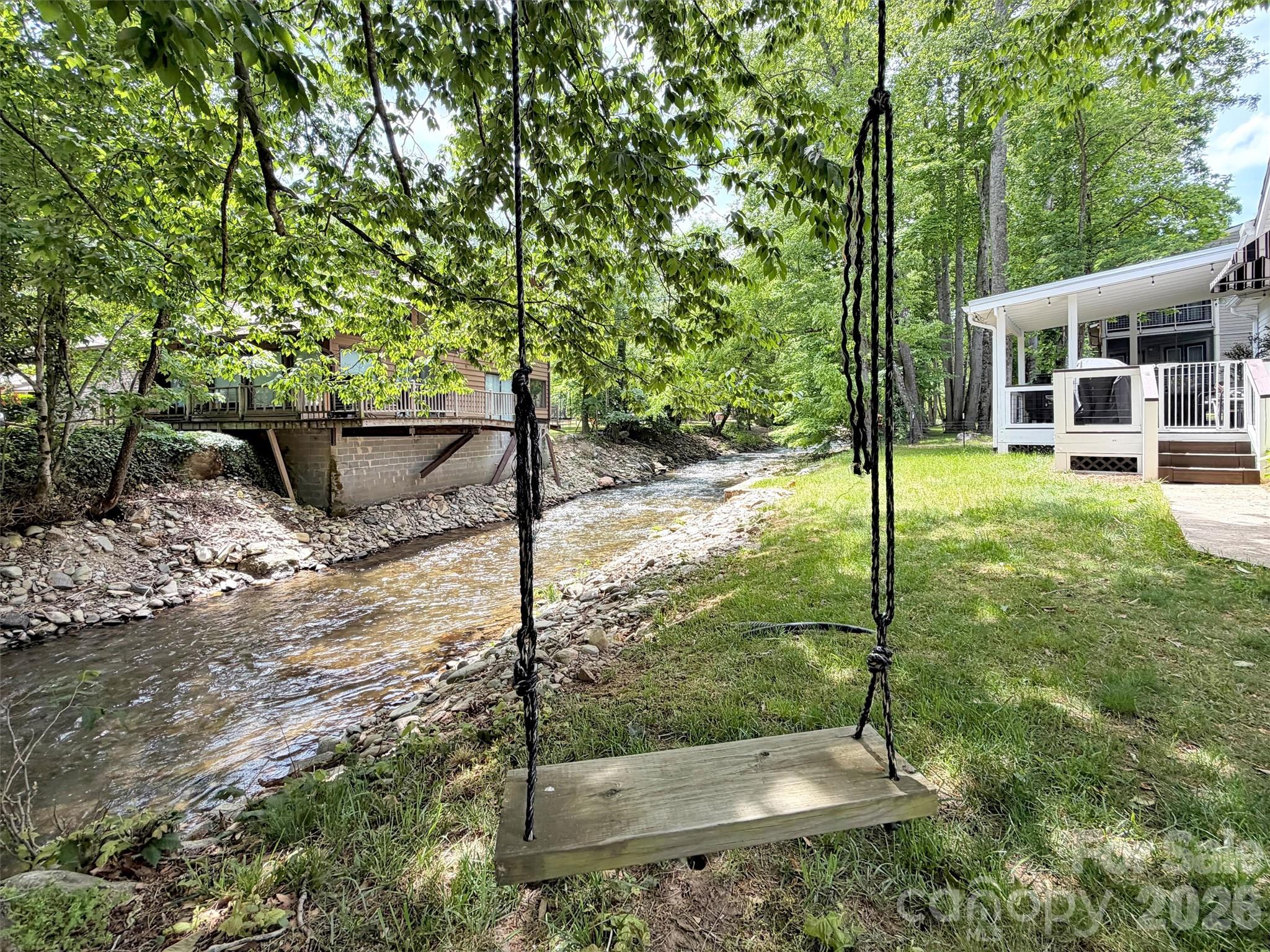 221 Moody Farm Road — Maggie Valley