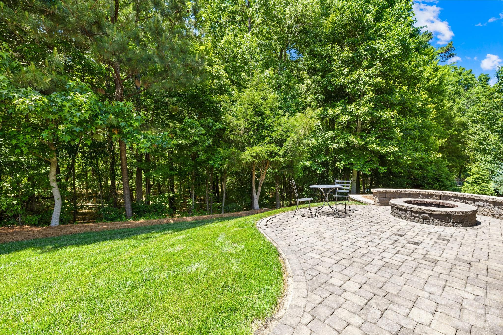 2105 Madeira Circle — Waxhaw