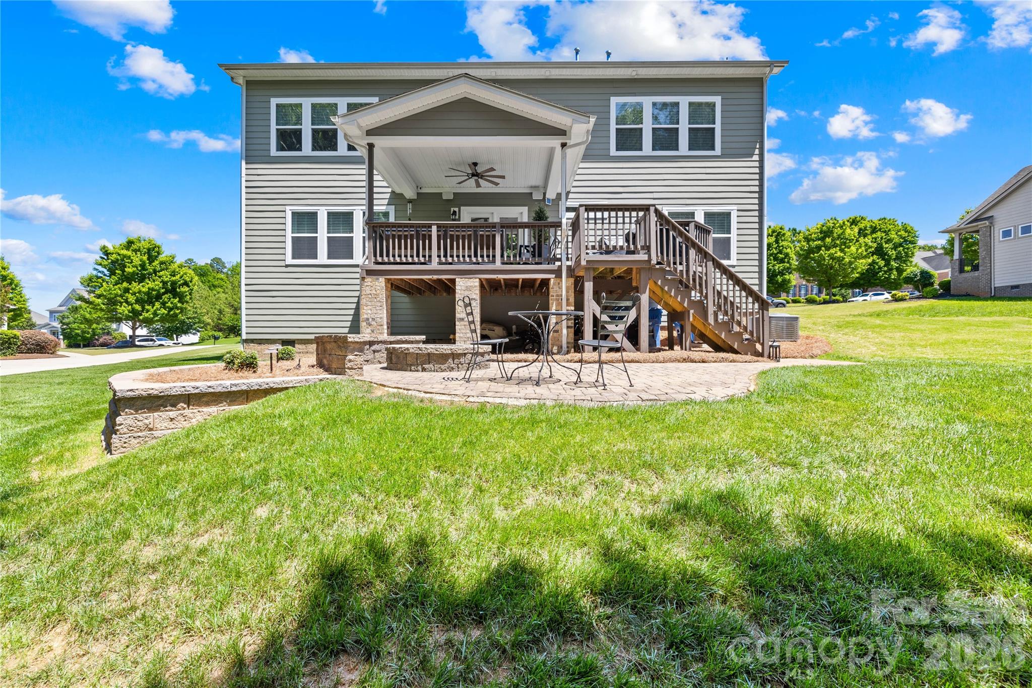 2105 Madeira Circle — Waxhaw