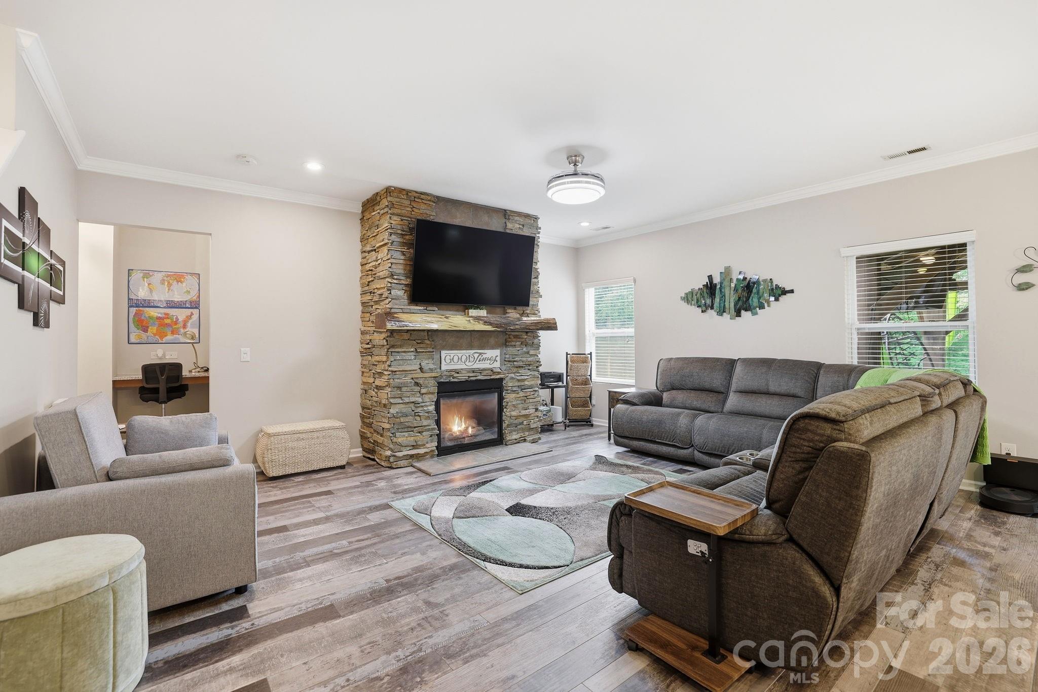 14525 Glenduff Place — Charlotte