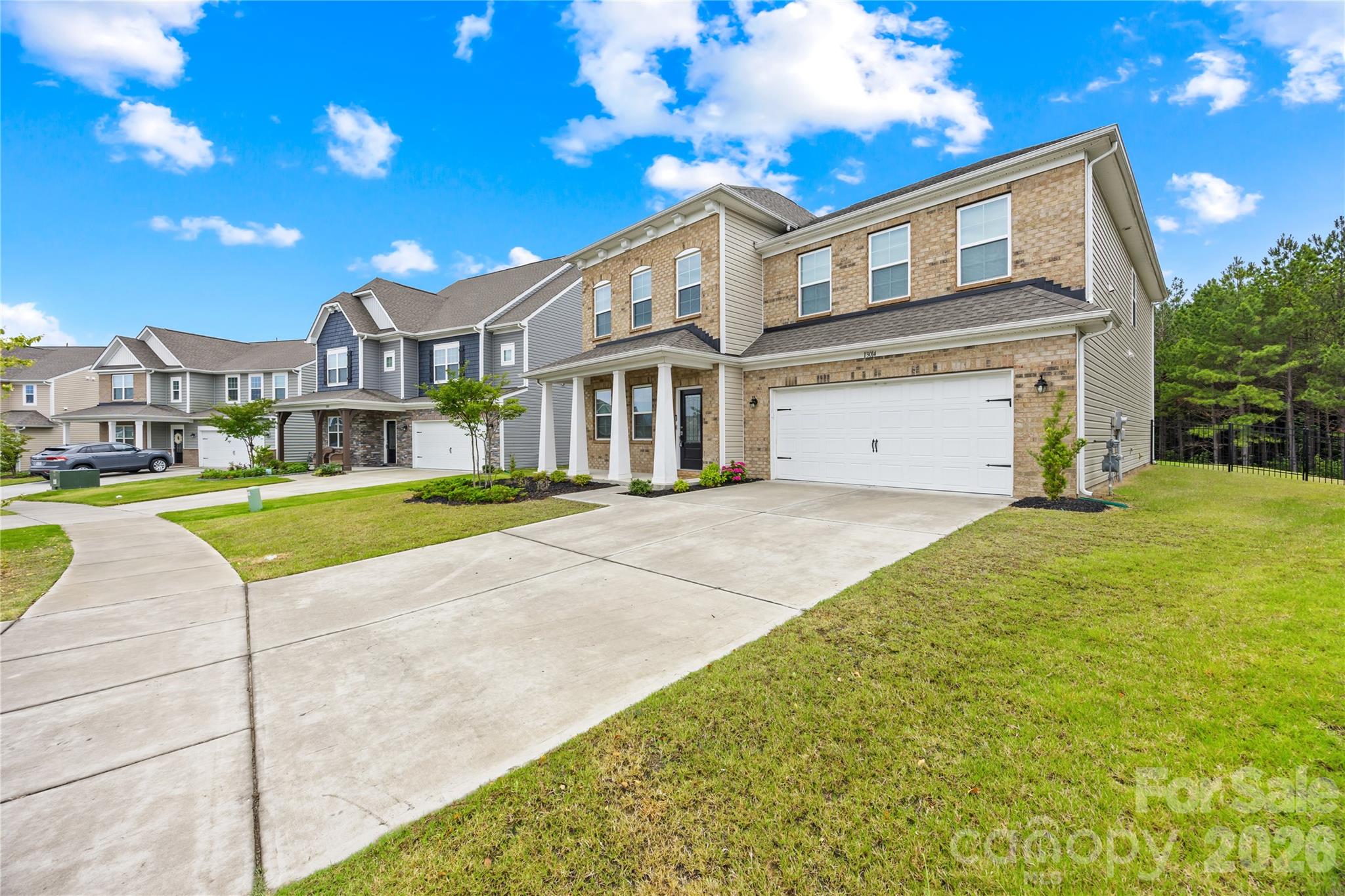 13014 Legacy Ridge Lane — Charlotte