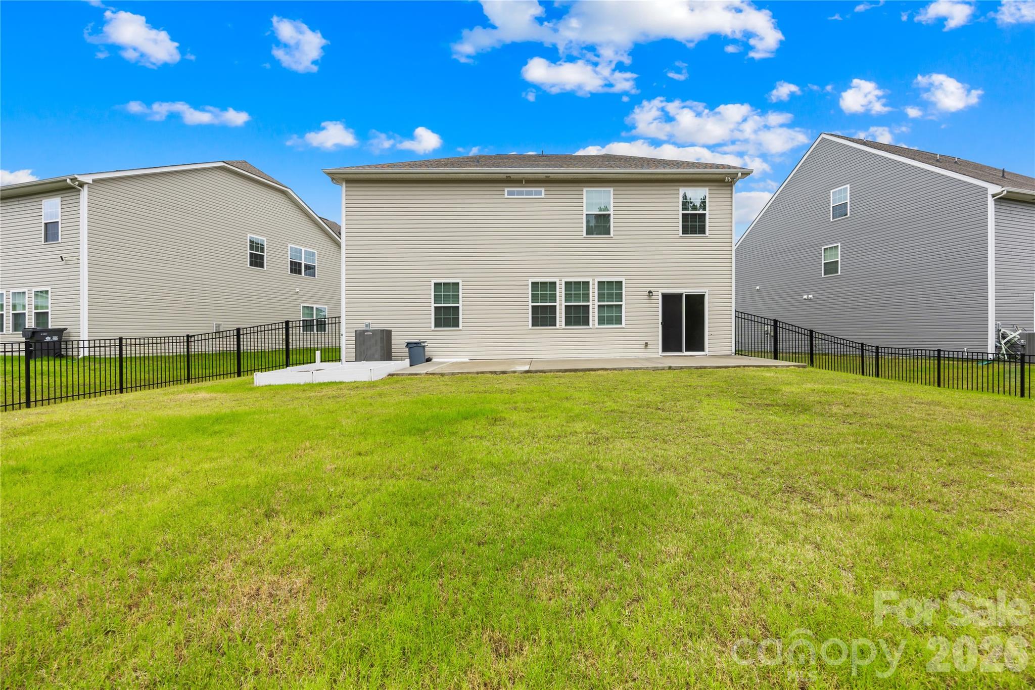 13014 Legacy Ridge Lane — Charlotte