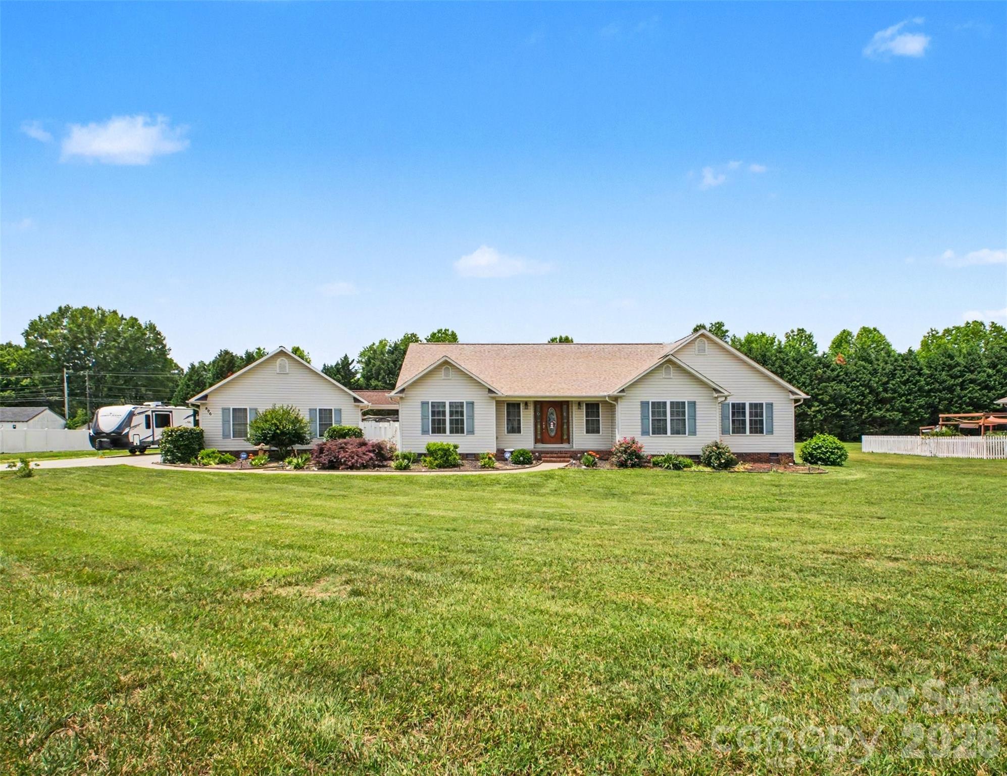 290 Deal Estate Drive — China Grove