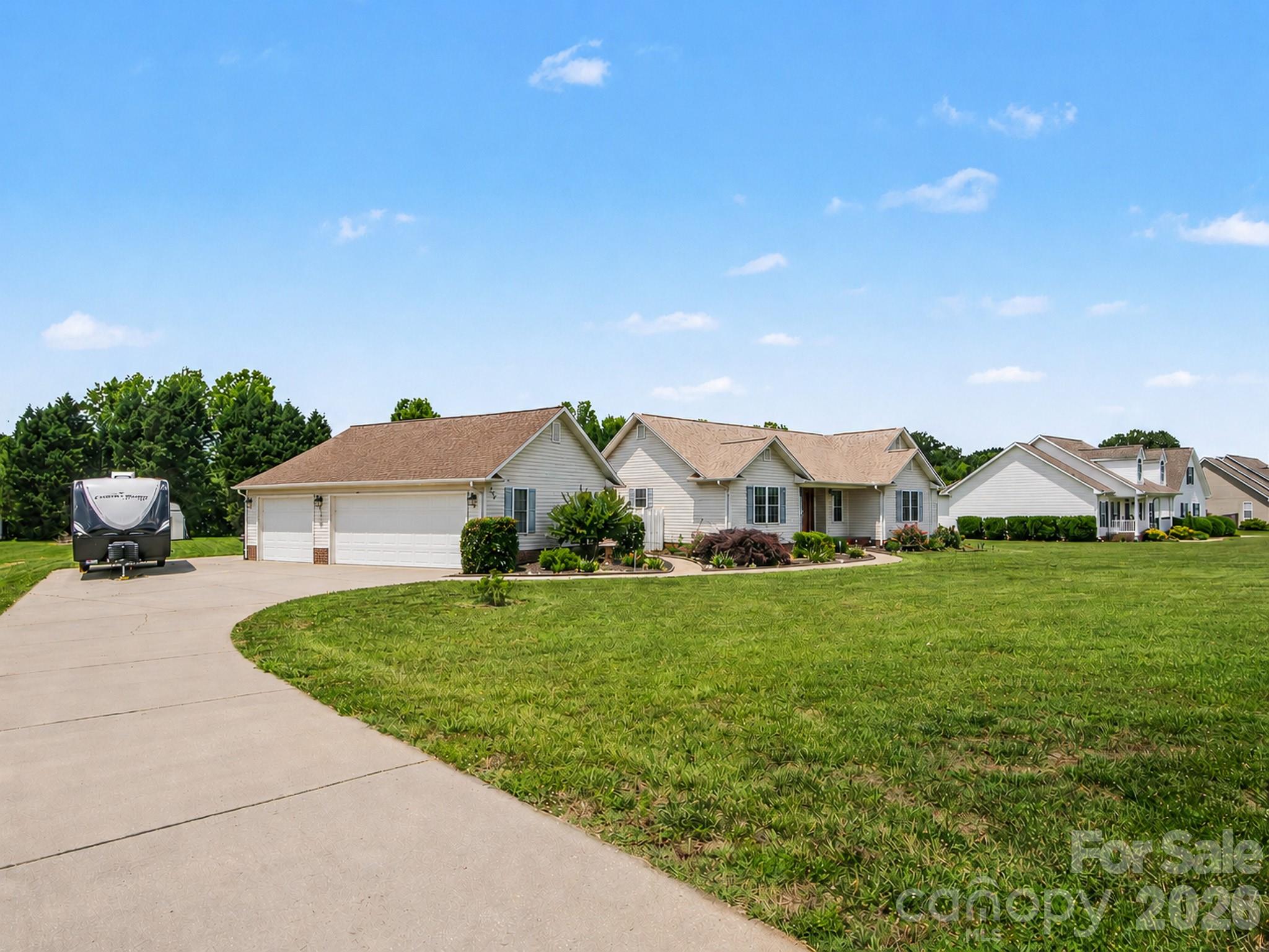 290 Deal Estate Drive — China Grove