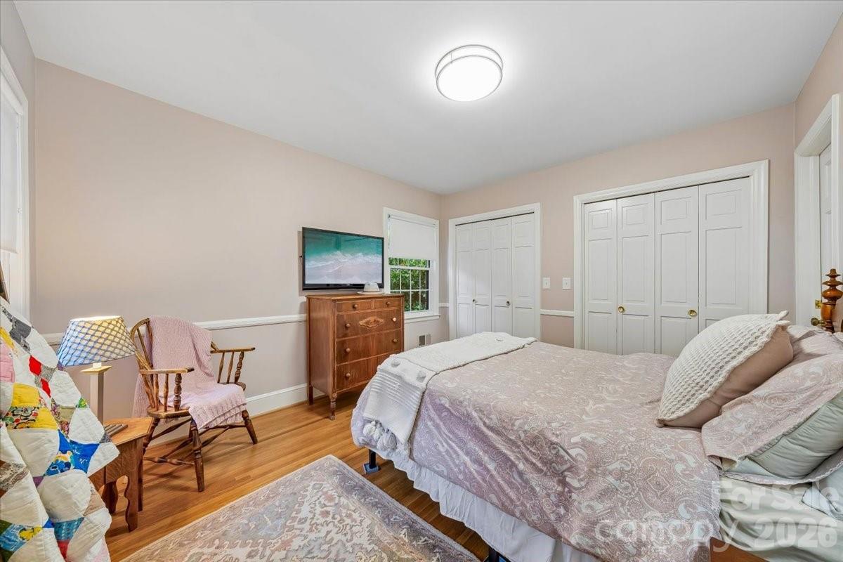 409 Whitestone Road — Charlotte