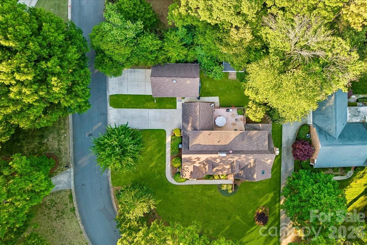 409 Whitestone Road — Charlotte