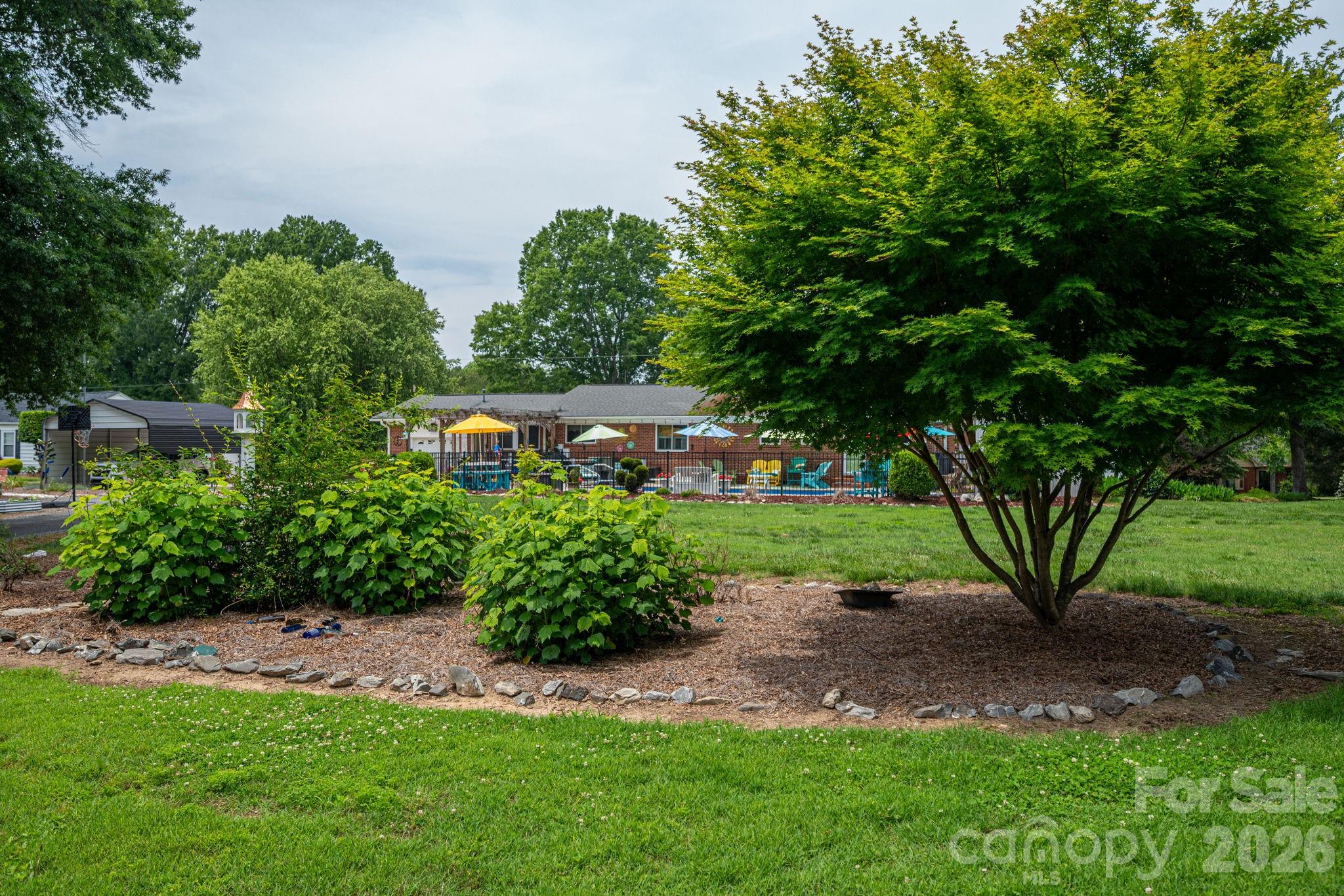 403 W Old Post Road — Cherryville