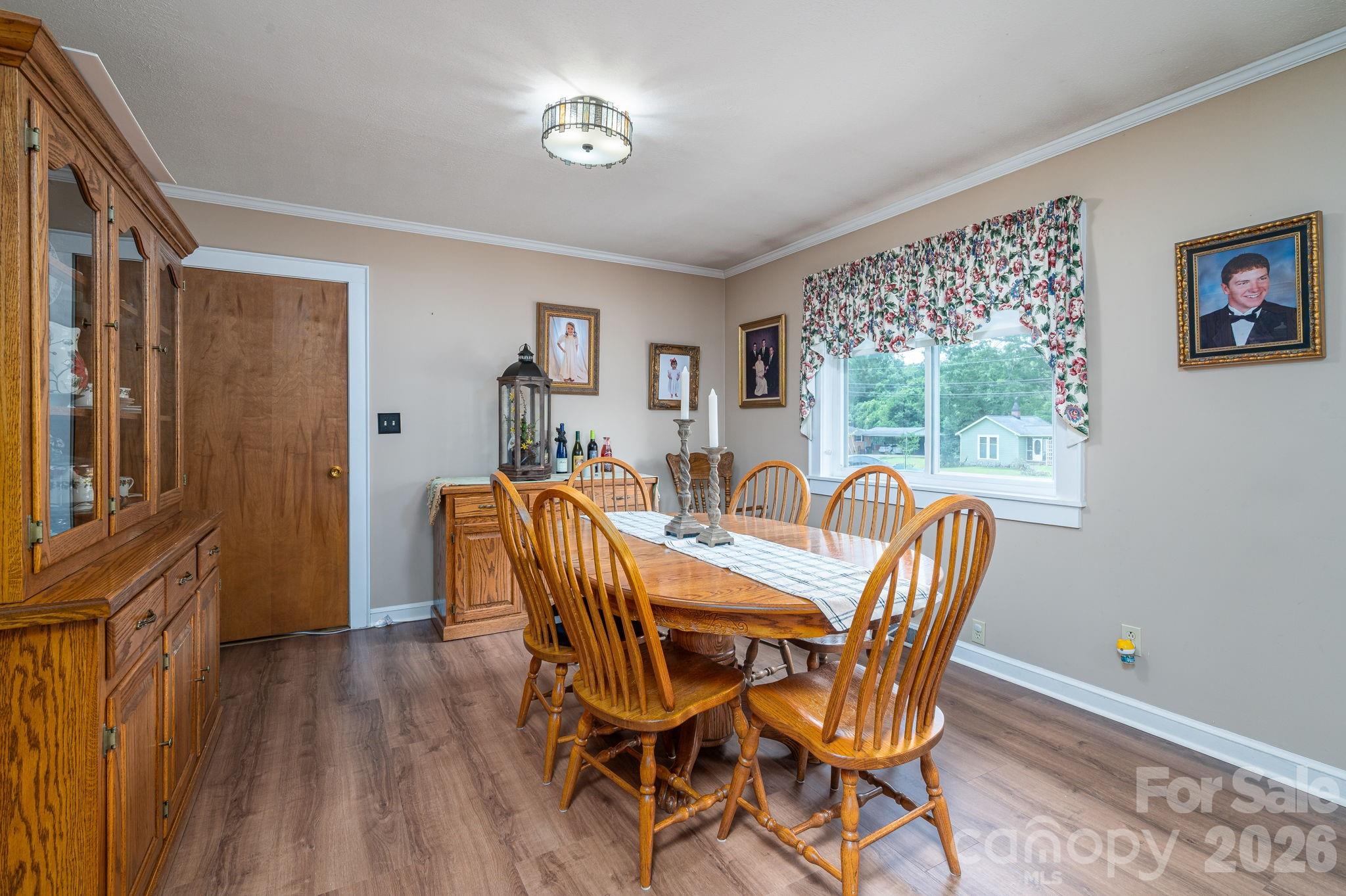 403 W Old Post Road — Cherryville