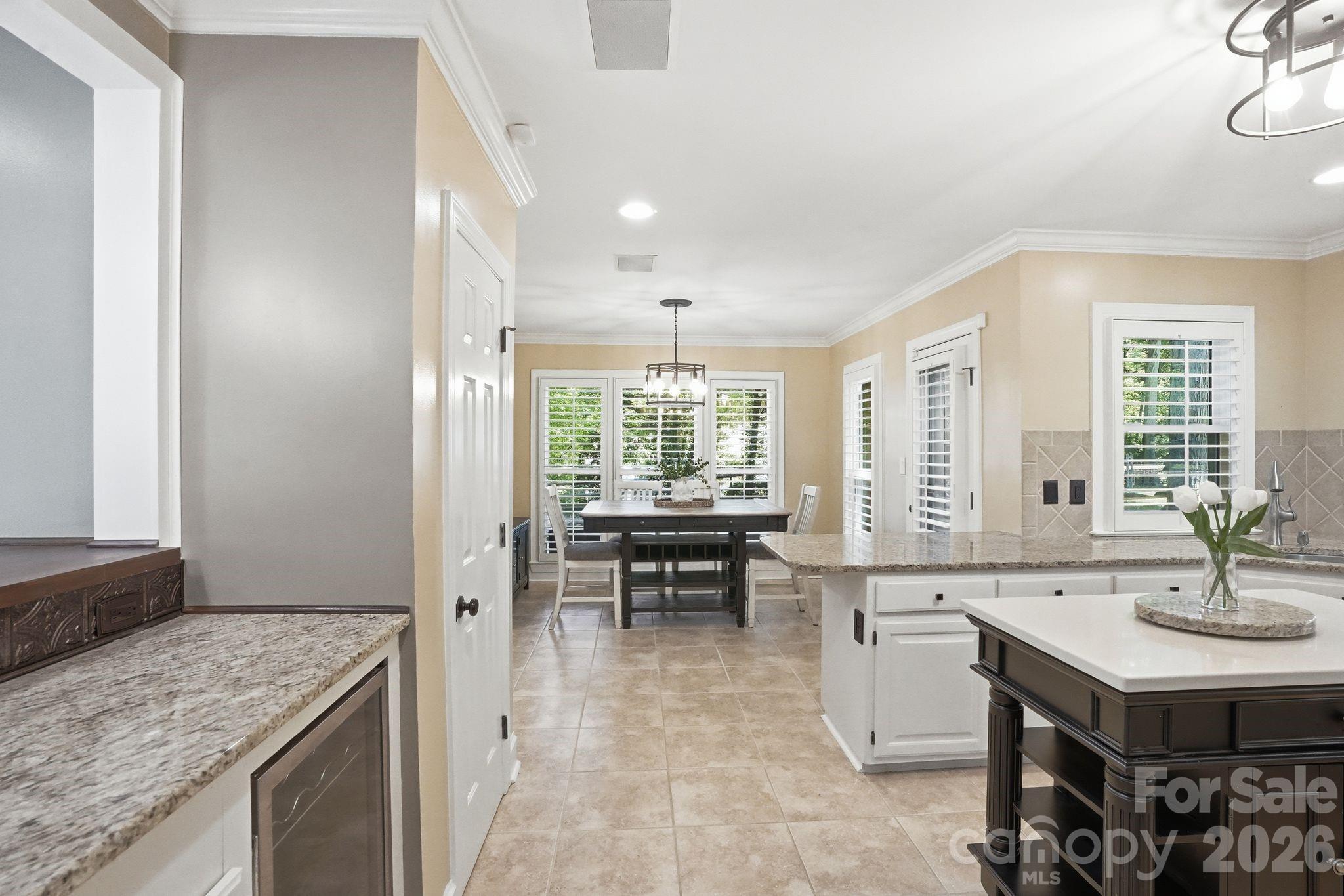 8916 Oxfordshire Court — Huntersville