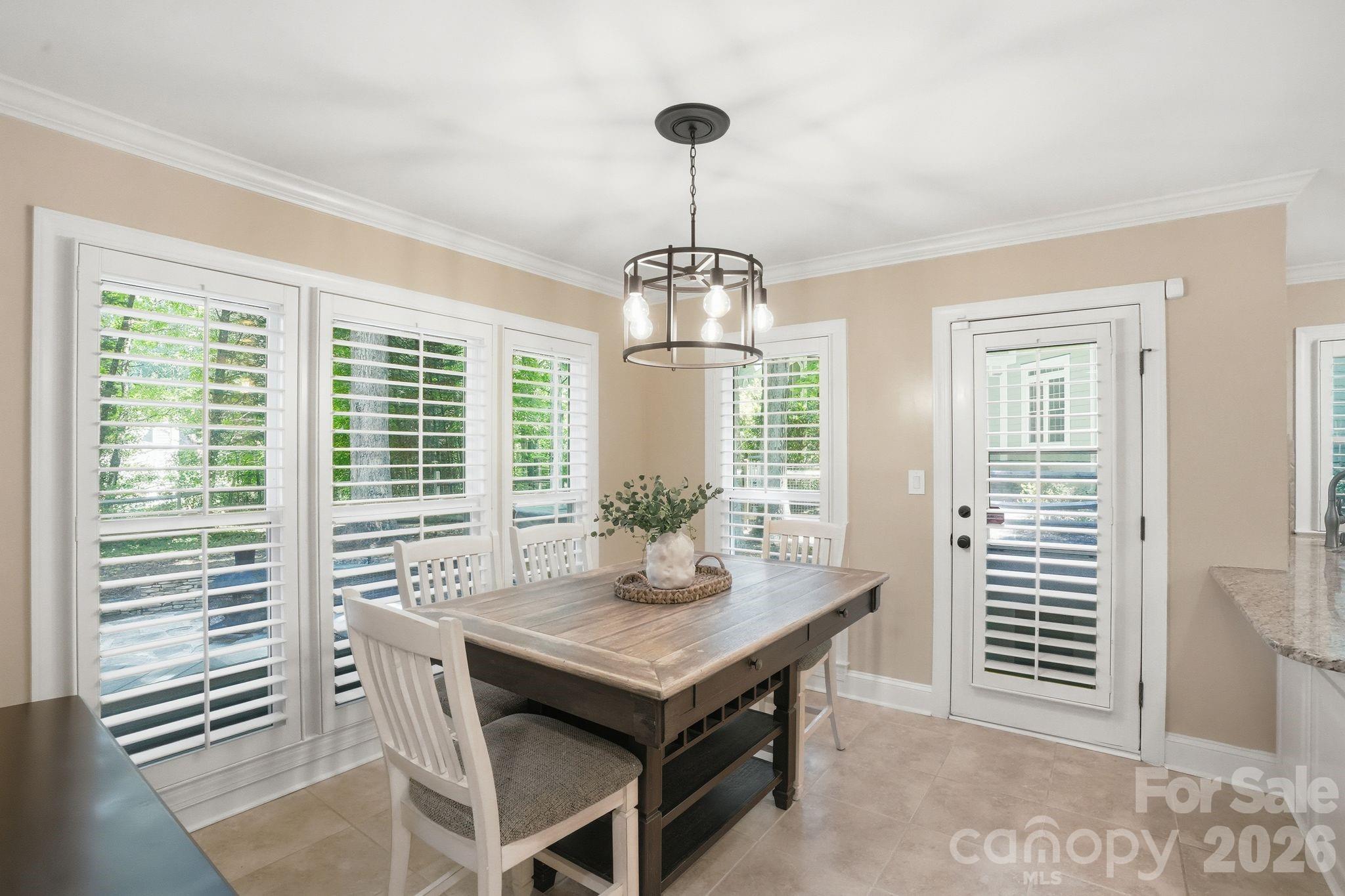 8916 Oxfordshire Court — Huntersville