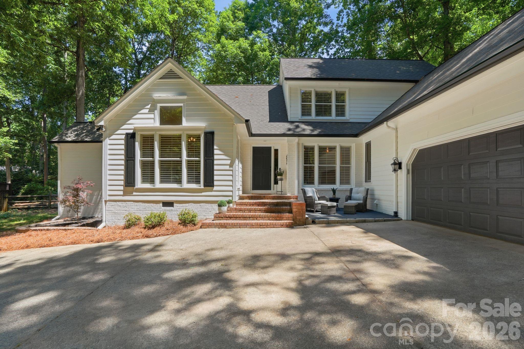 8916 Oxfordshire Court — Huntersville
