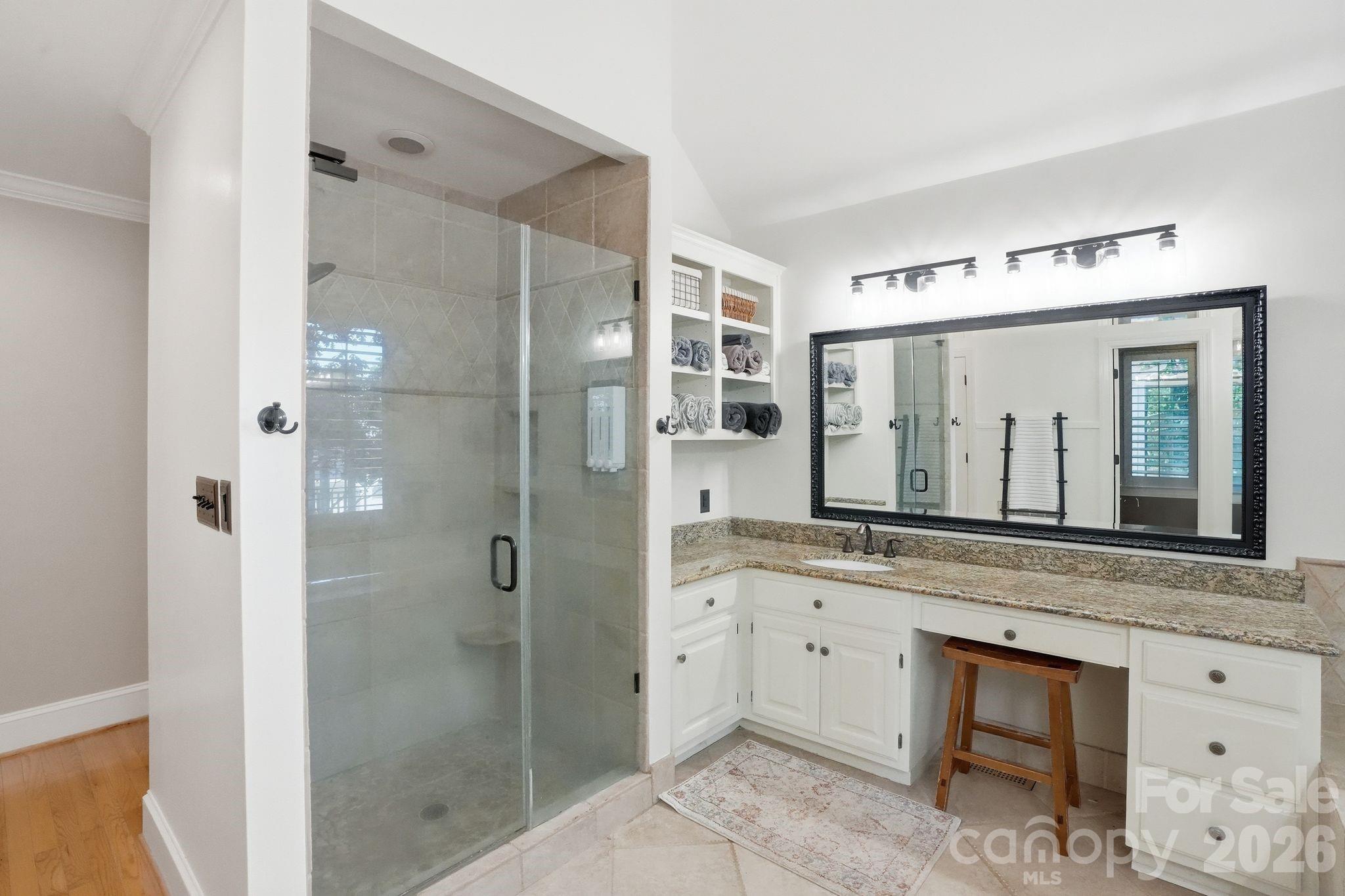 8916 Oxfordshire Court — Huntersville