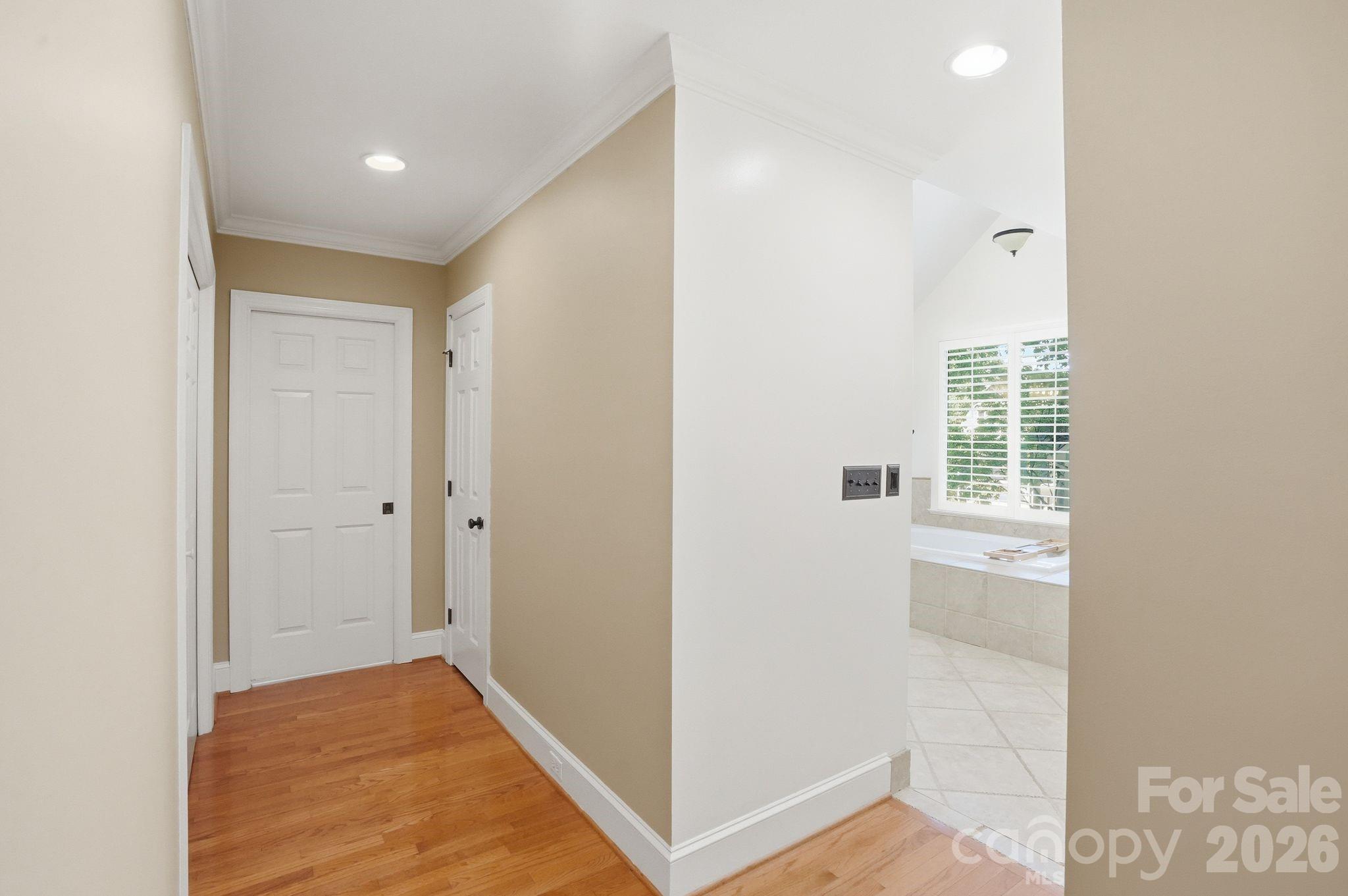 8916 Oxfordshire Court — Huntersville