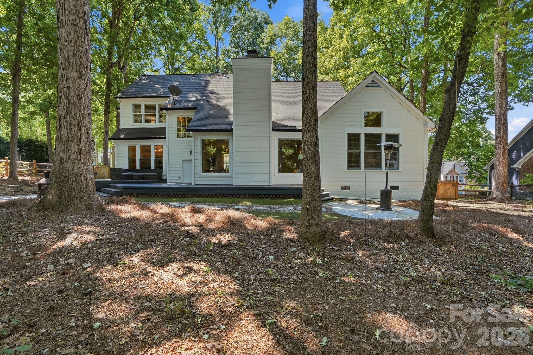 8916 Oxfordshire Court — Huntersville