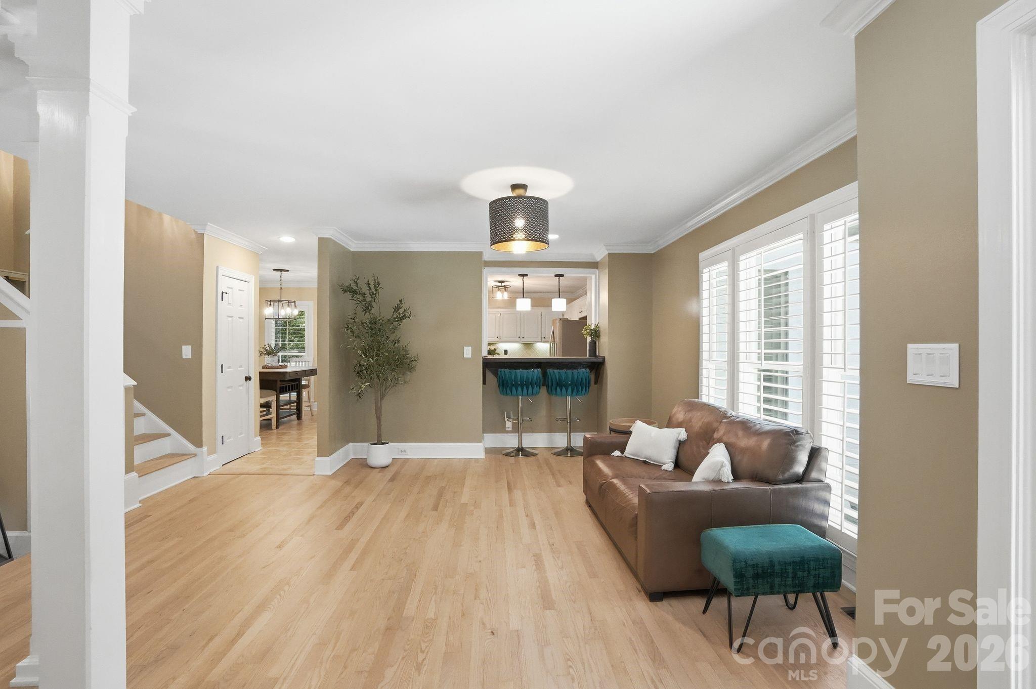 8916 Oxfordshire Court — Huntersville