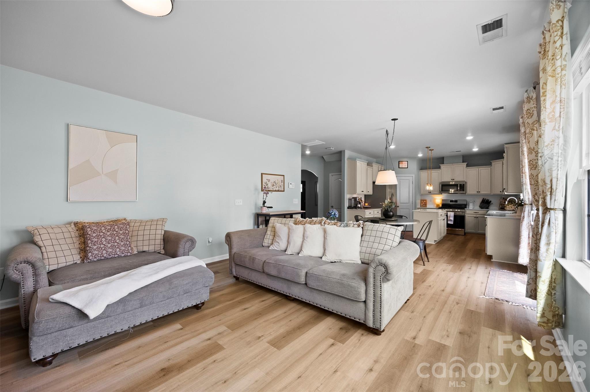 1742 Loggerhead Drive — Lancaster