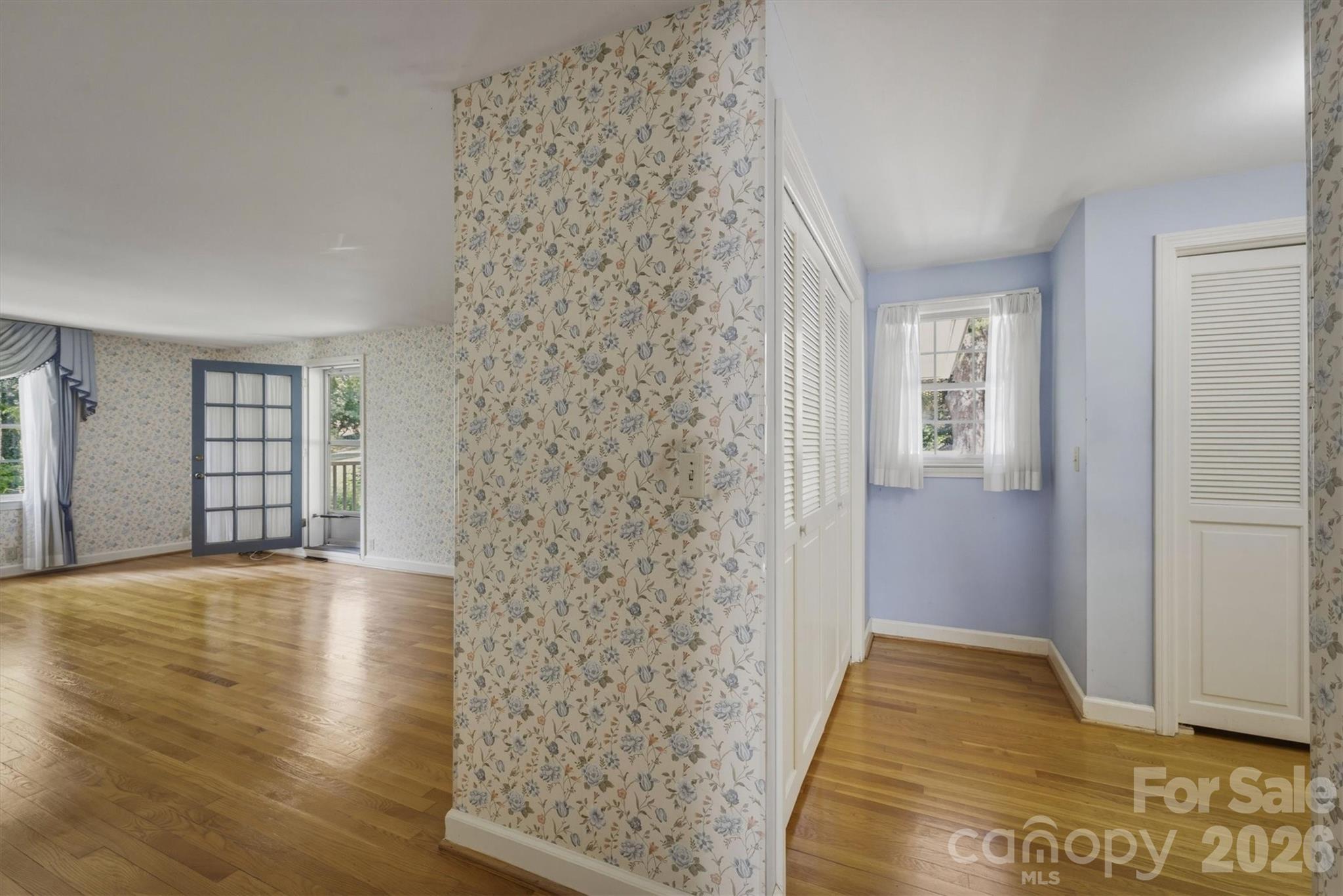 102 Woodland Drive — Morganton