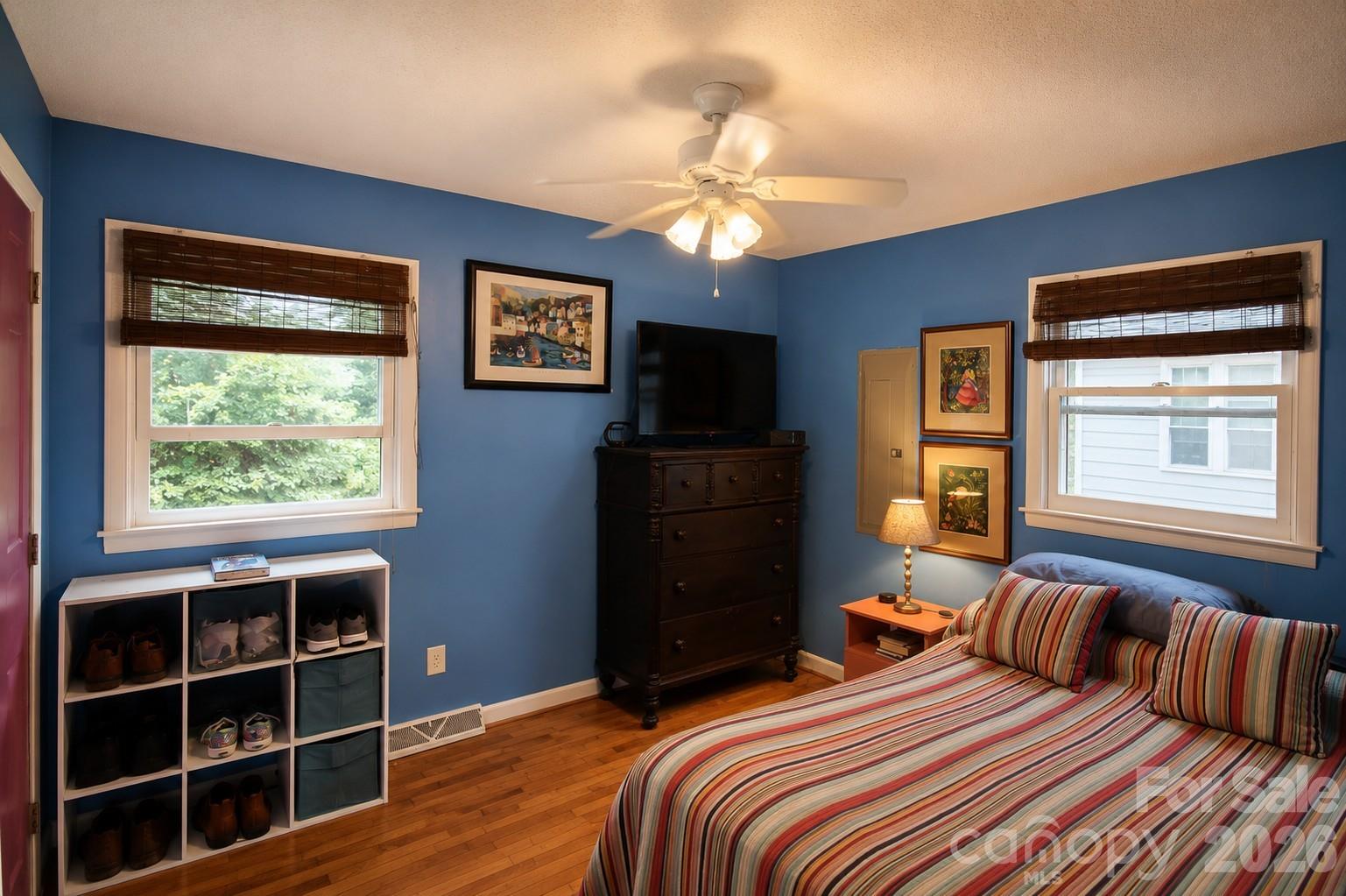 1122 Zion Court — Charlotte
