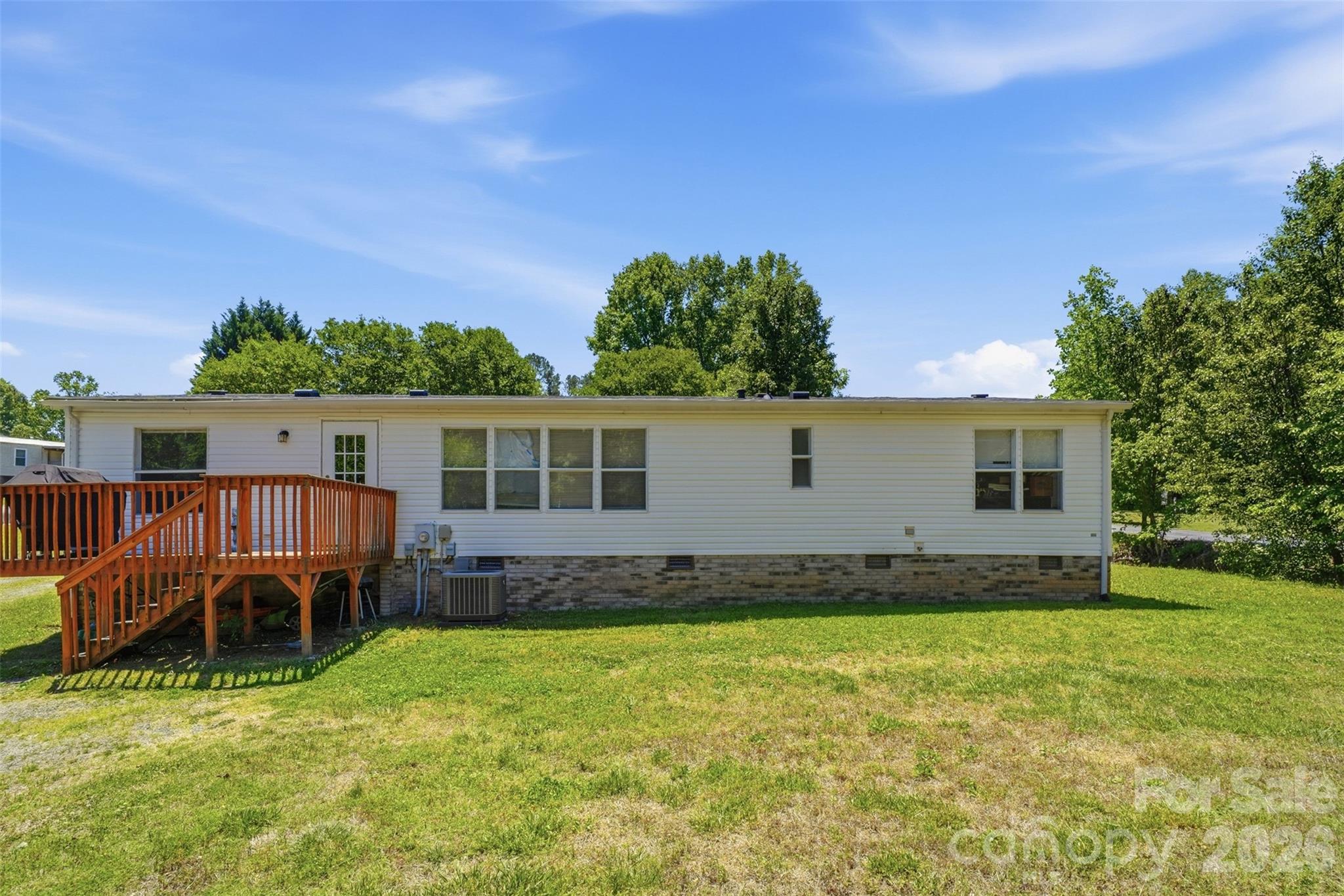 8755 Carroll Street — Hickory