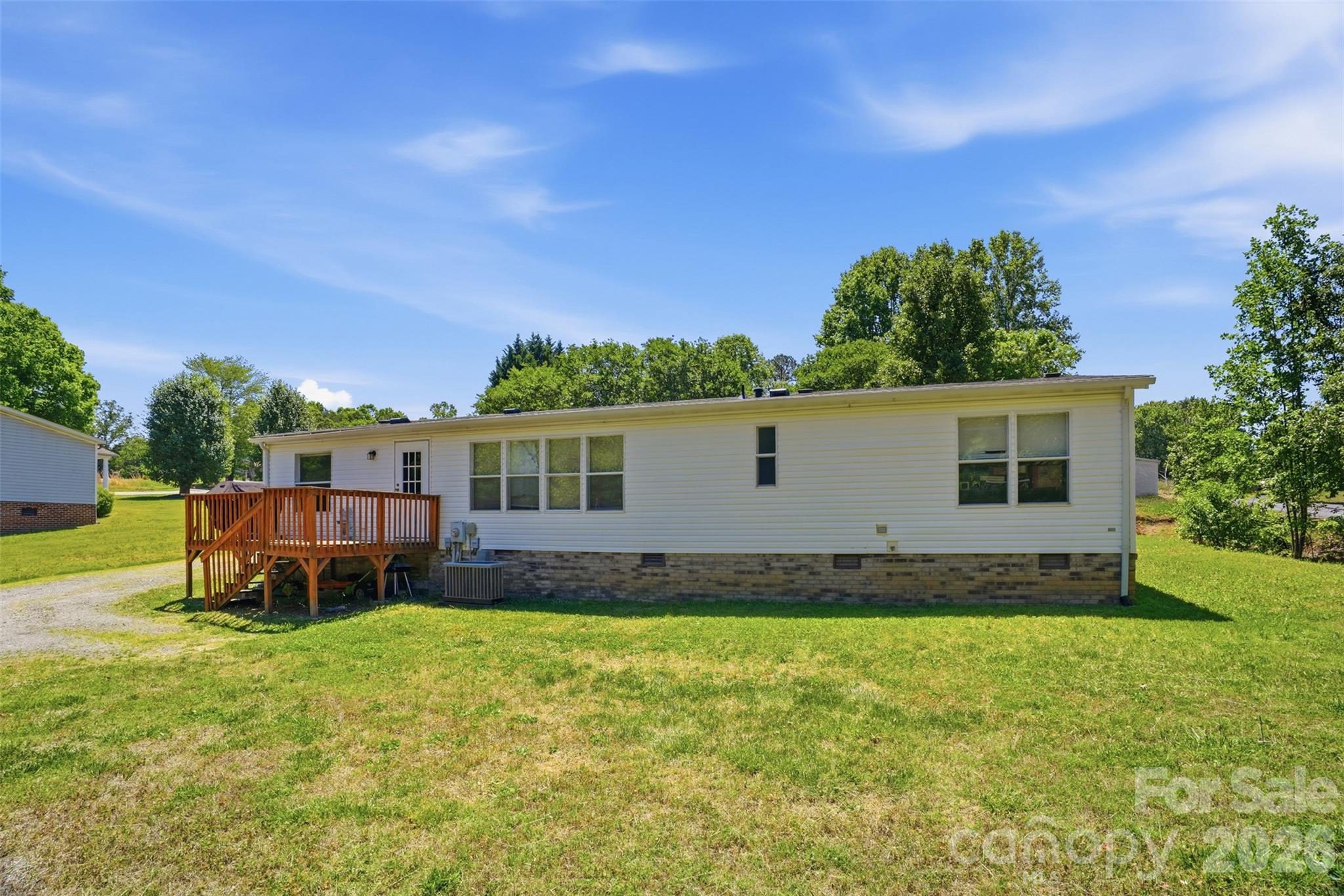 8755 Carroll Street — Hickory