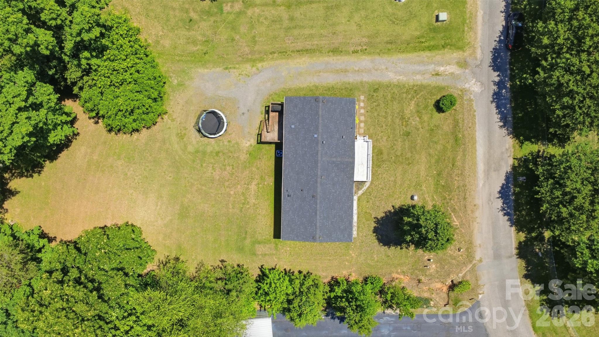 8755 Carroll Street — Hickory