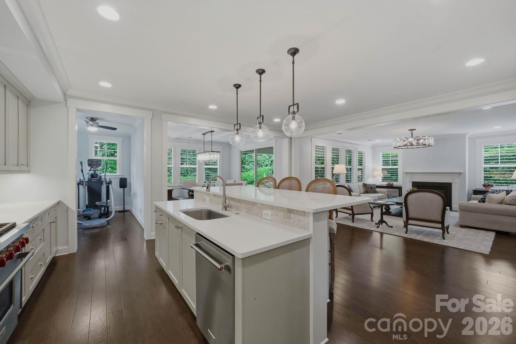 8912 Blakeney Drive — Charlotte