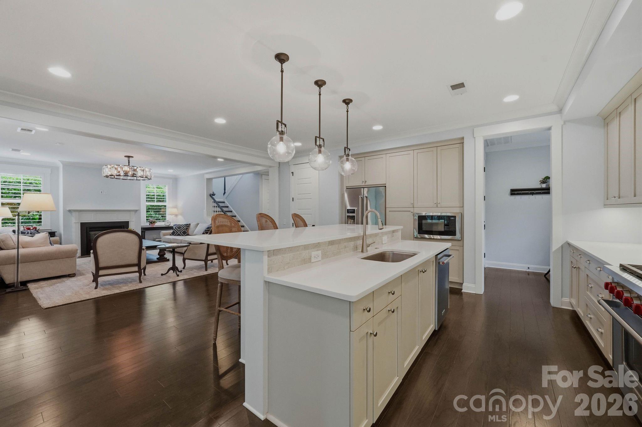 8912 Blakeney Drive — Charlotte