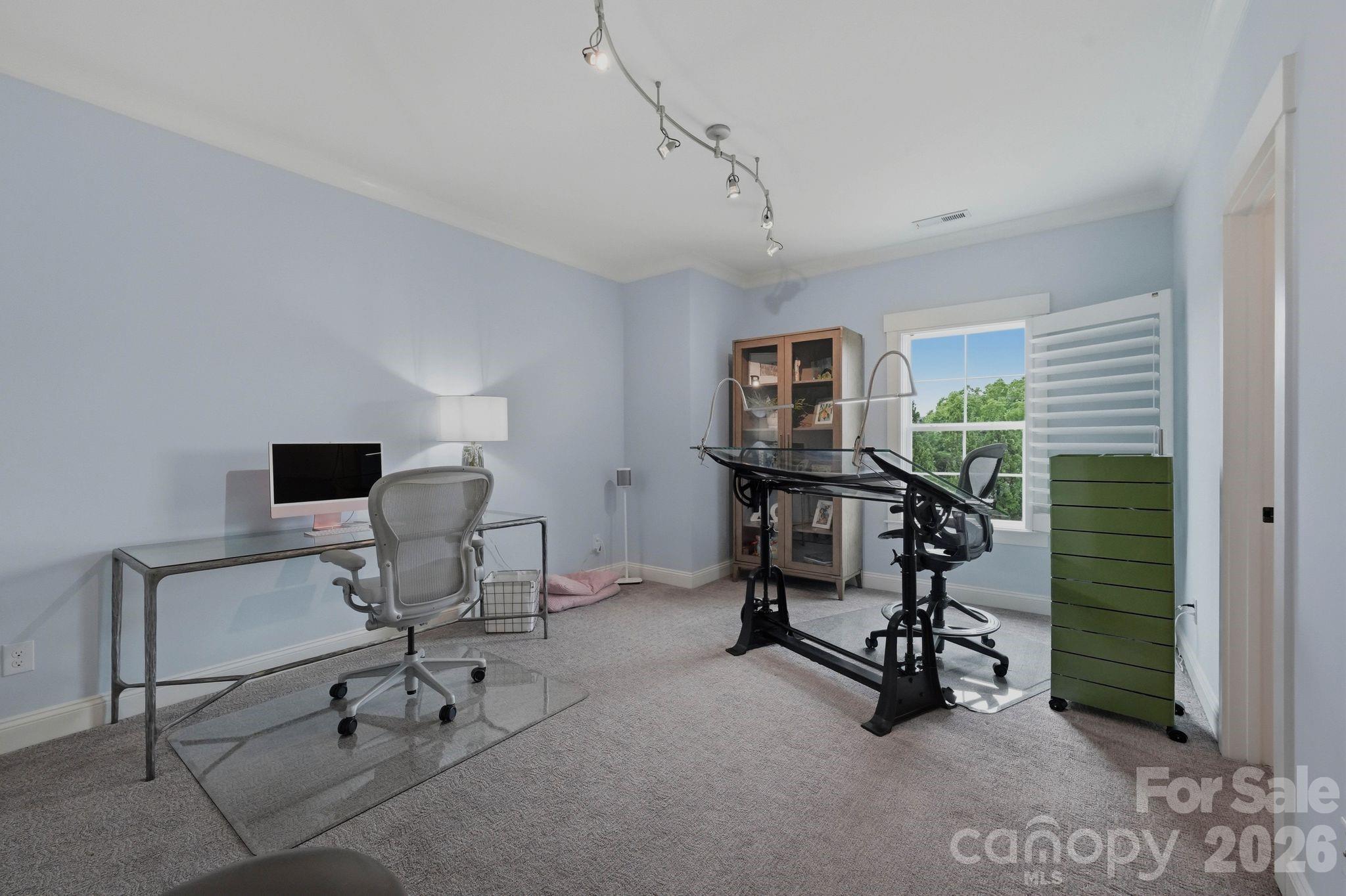 8912 Blakeney Drive — Charlotte