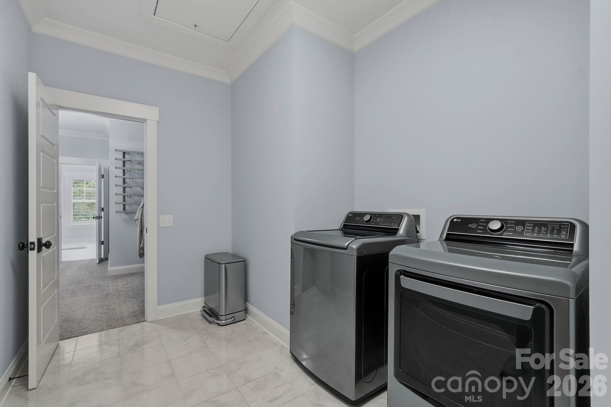 8912 Blakeney Drive — Charlotte