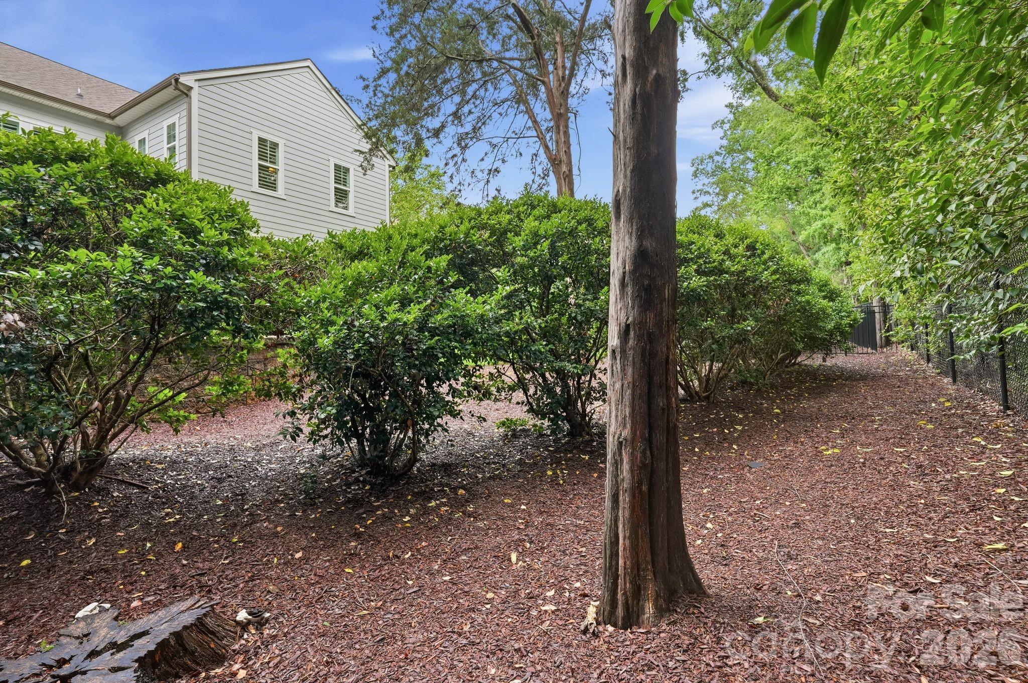 8912 Blakeney Drive — Charlotte