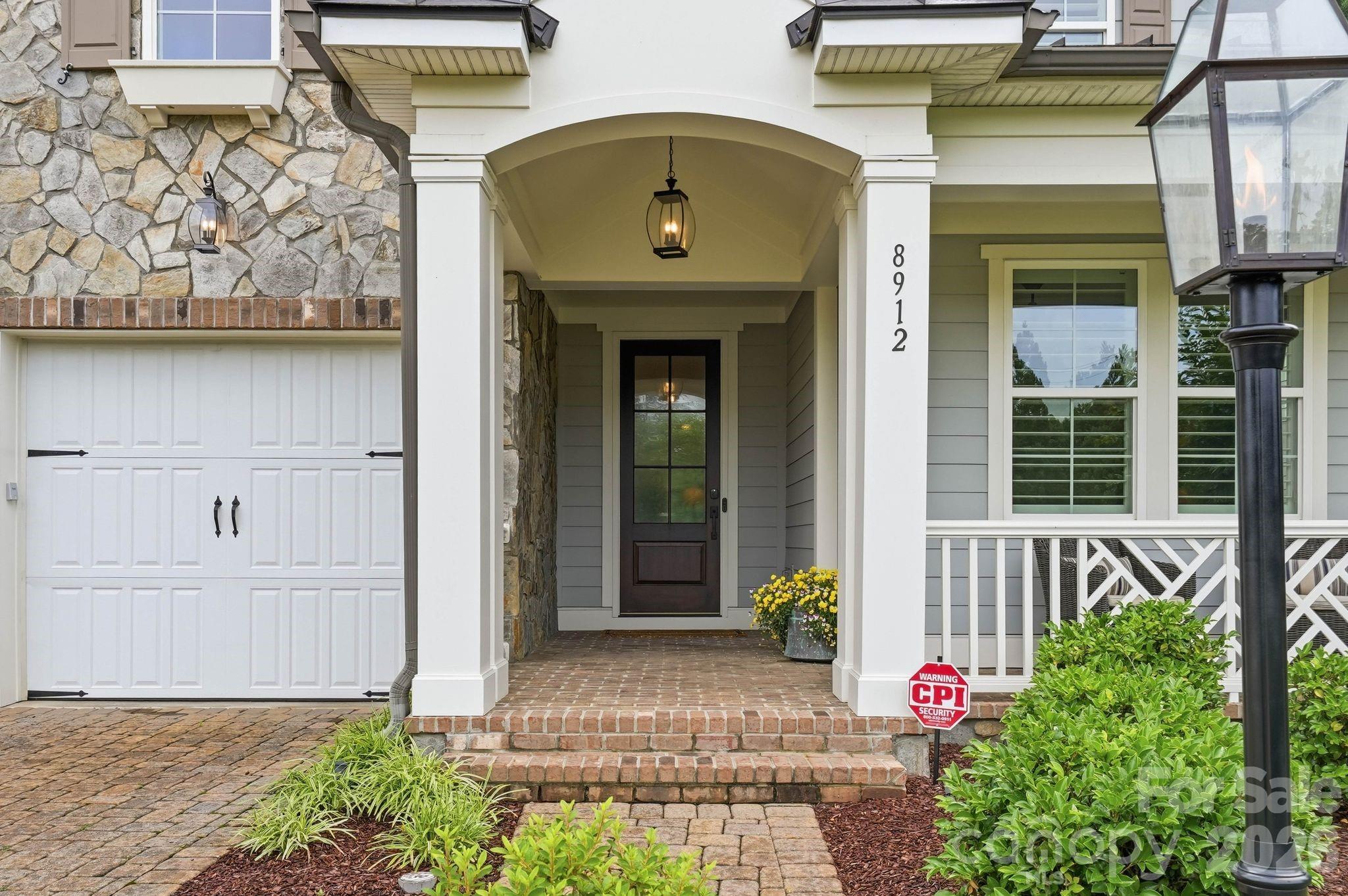 8912 Blakeney Drive — Charlotte