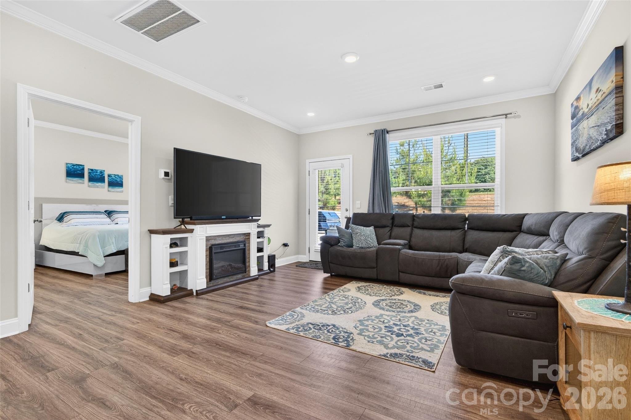 4192 Steel Way — Sherrills Ford