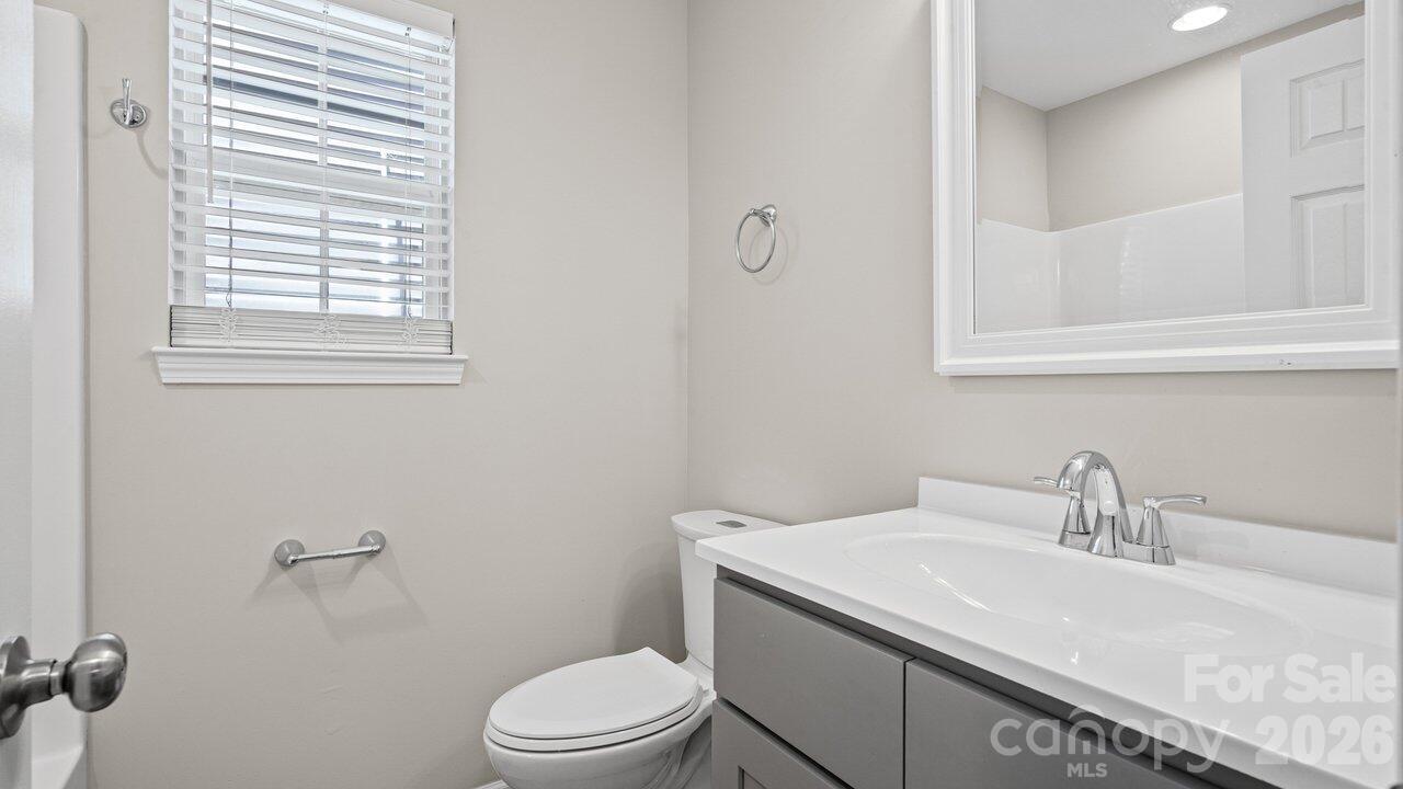 613 Hoskins Ridge Lane — Charlotte